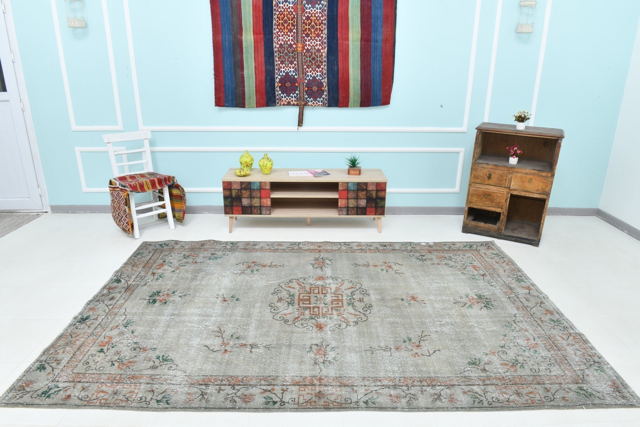 Turkish Vintage Rug 9’10’ x 6’2’