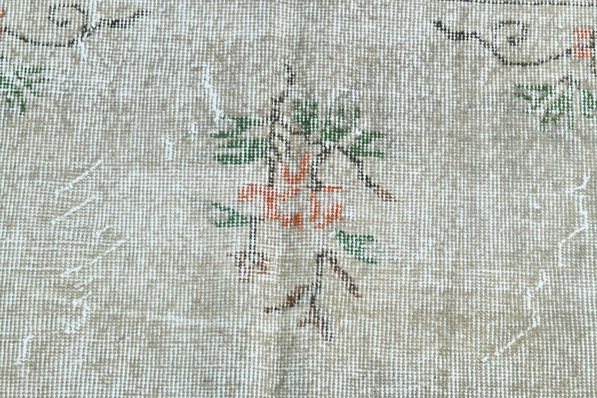 Turkish Vintage Rug 9’10’ x 6’2’