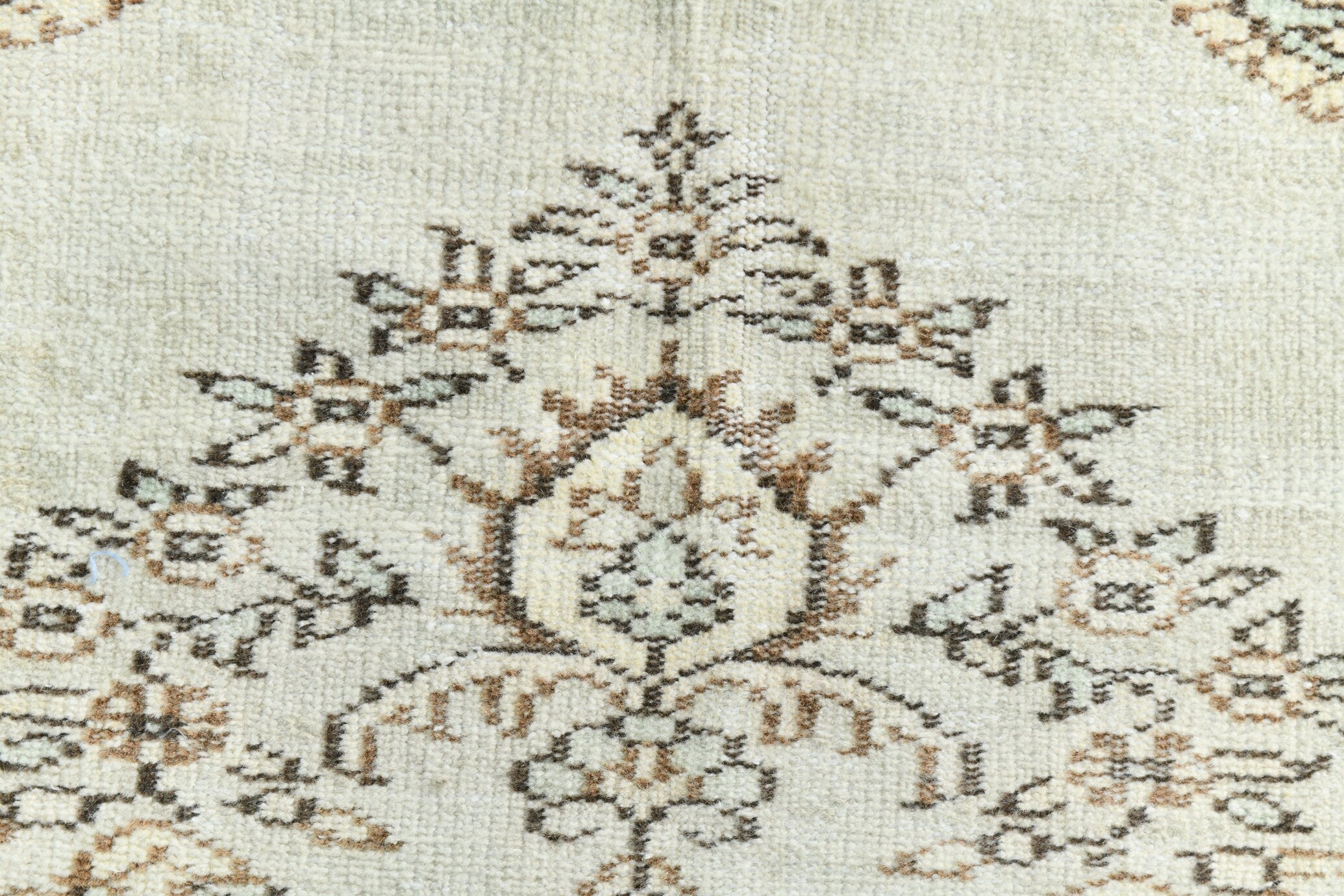 Turkish Vintage Rug 9’10’ x 6’5’