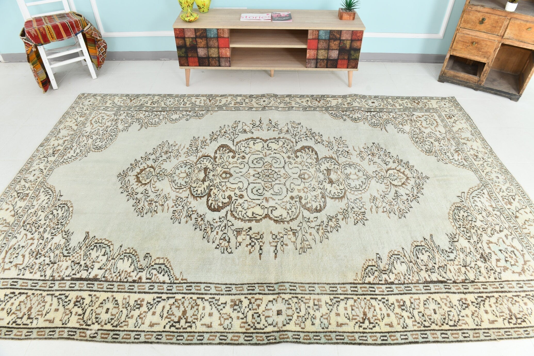 Turkish Vintage Rug 9’10’ x 6’5’