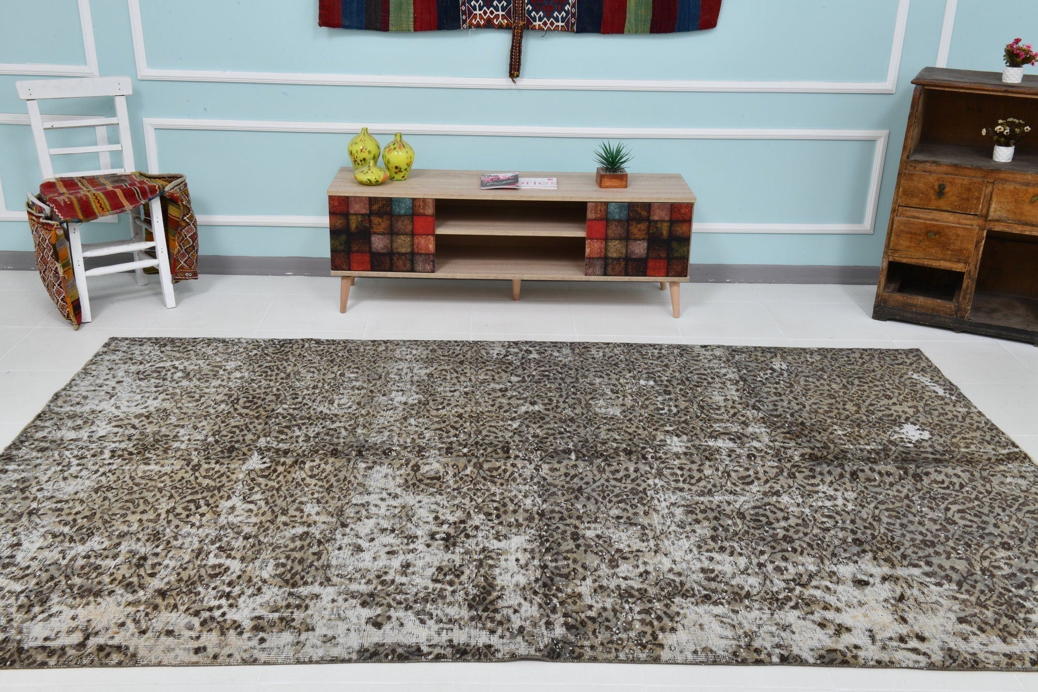 Turkish Vintage Rug 9’11’ x 6’1’