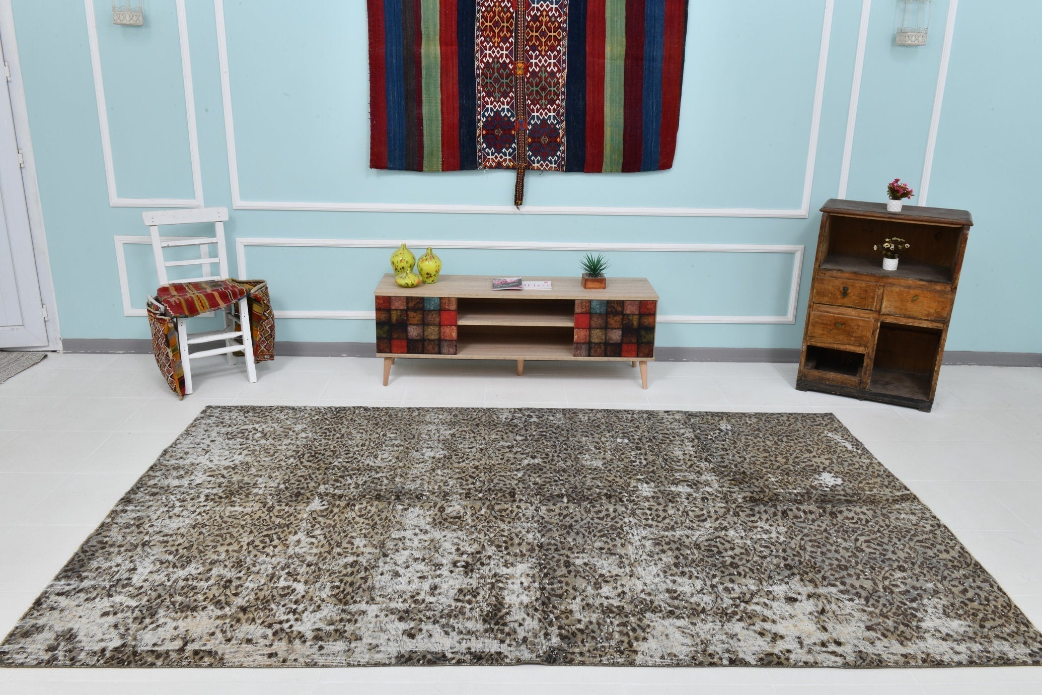 Turkish Vintage Rug 9’11’ x 6’1’
