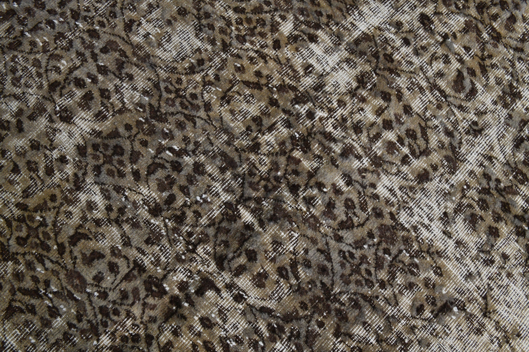 Turkish Vintage Rug 9’11’ x 6’1’