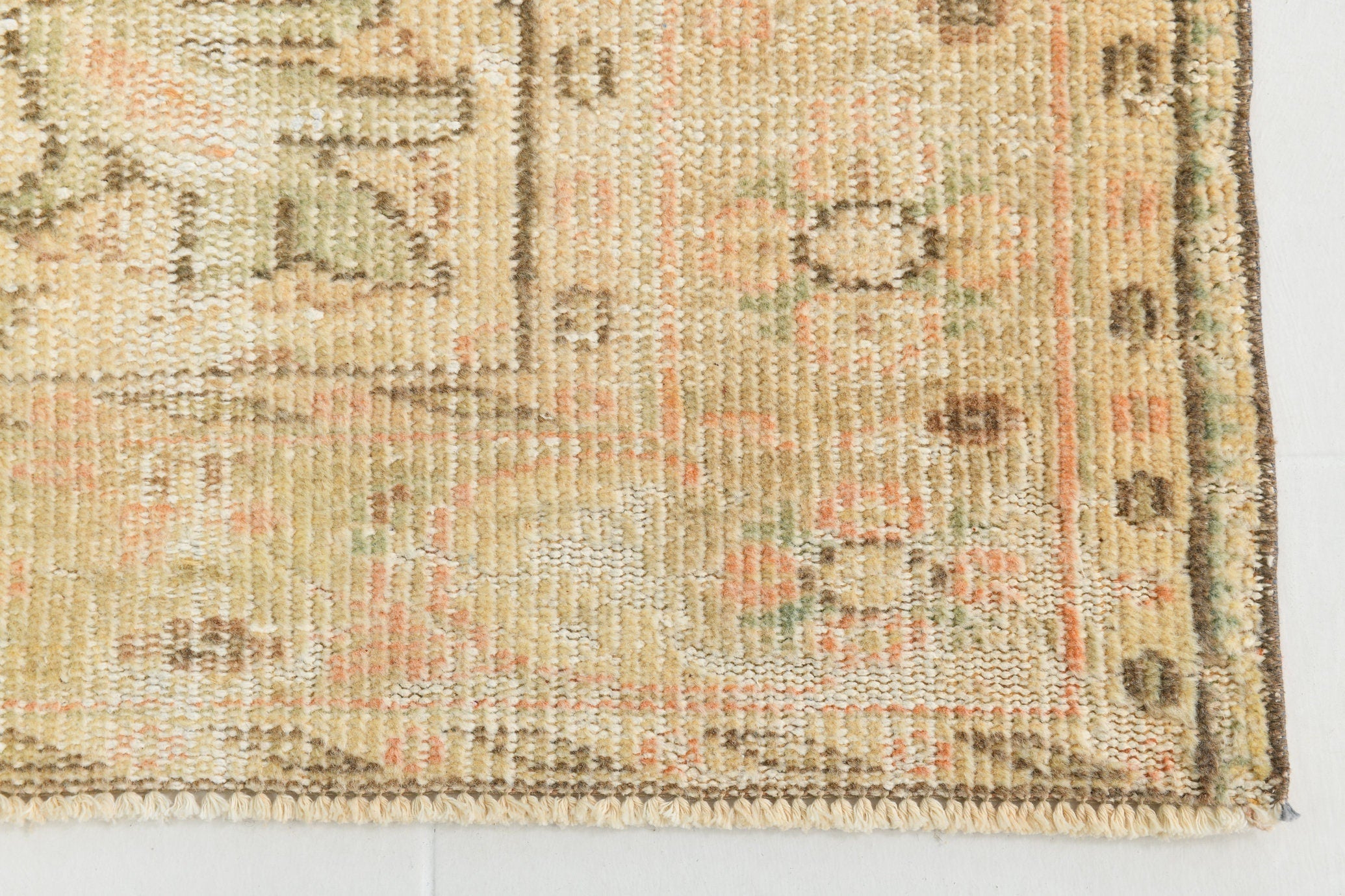 Turkish Vintage Rug 9’11’ x 6’5’
