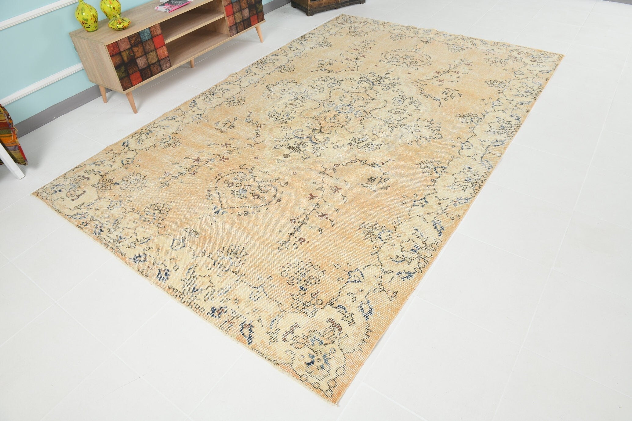 Turkish Vintage Rug 9’11’ x 6’6’