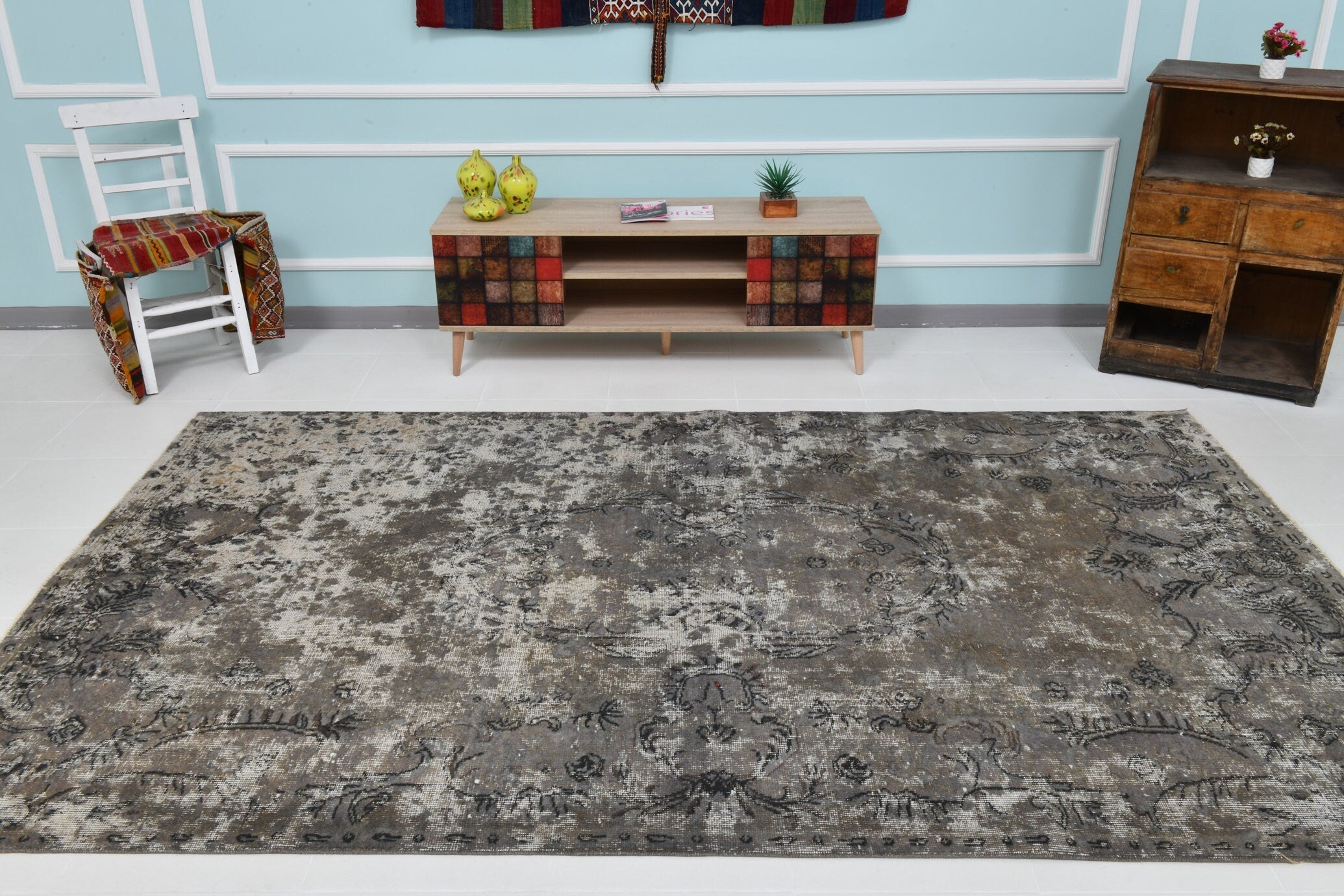 Turkish Vintage Rug 9’11’ x 6’8’