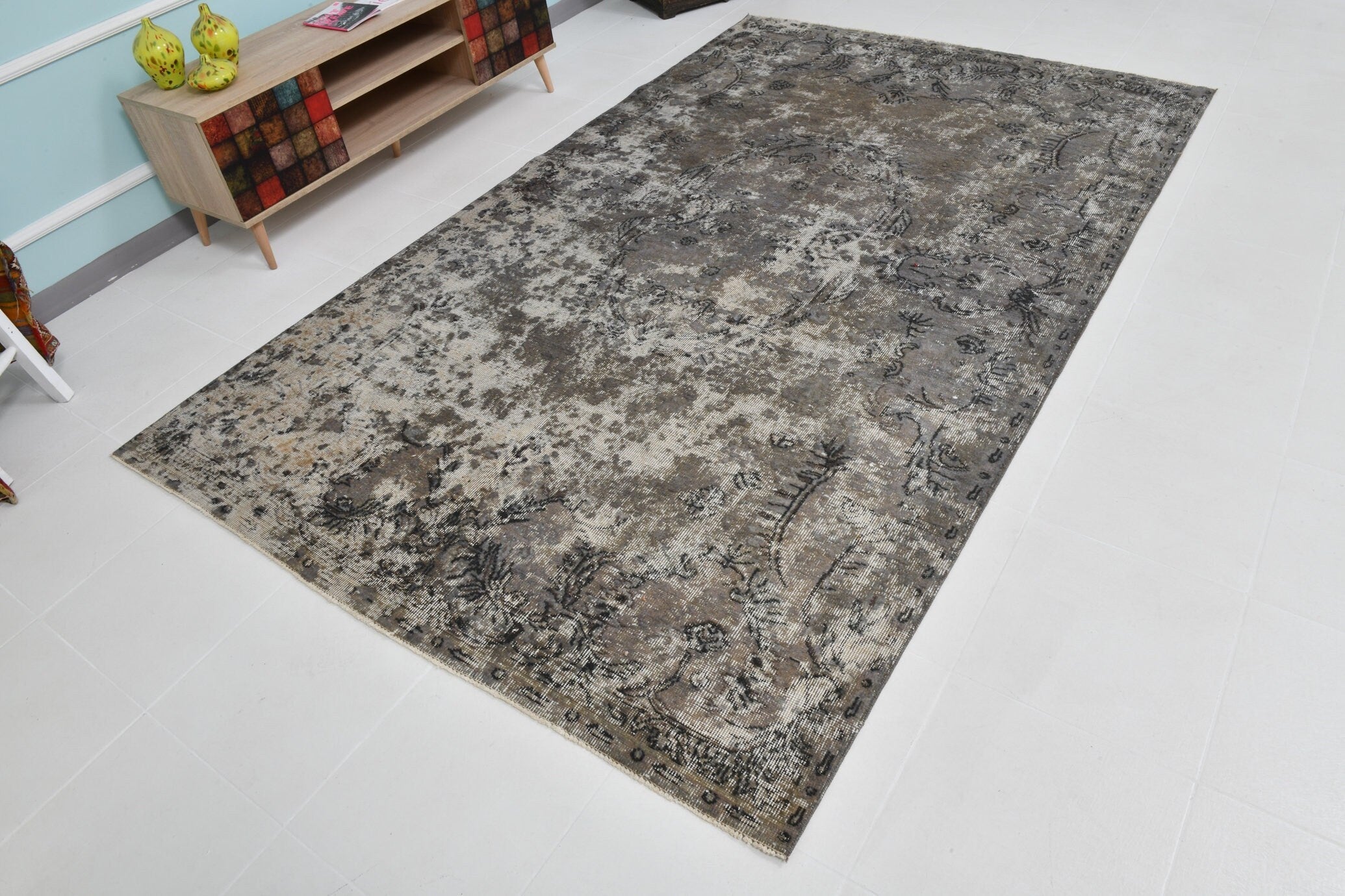 Turkish Vintage Rug 9’11’ x 6’8’