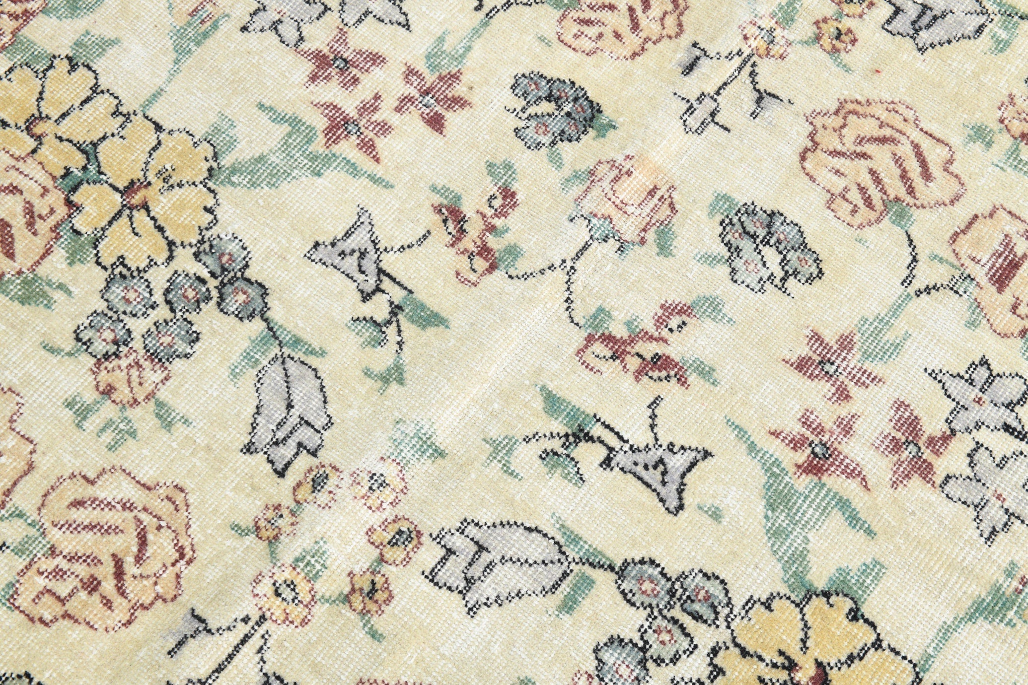 Turkish Vintage Rug 9’12’ x 6’7’