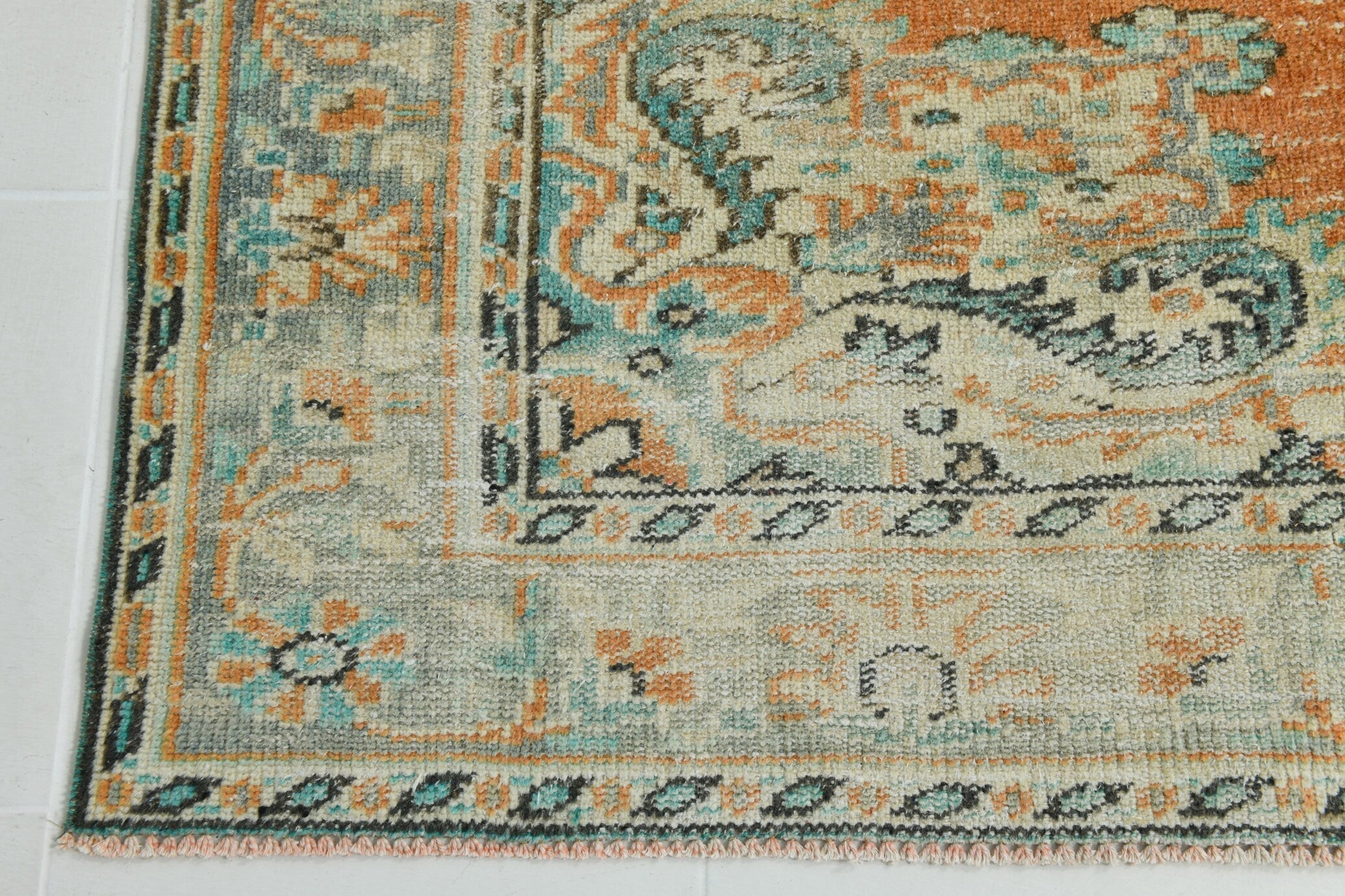 Turkish Vintage Rug 9’2’ x 5’12’