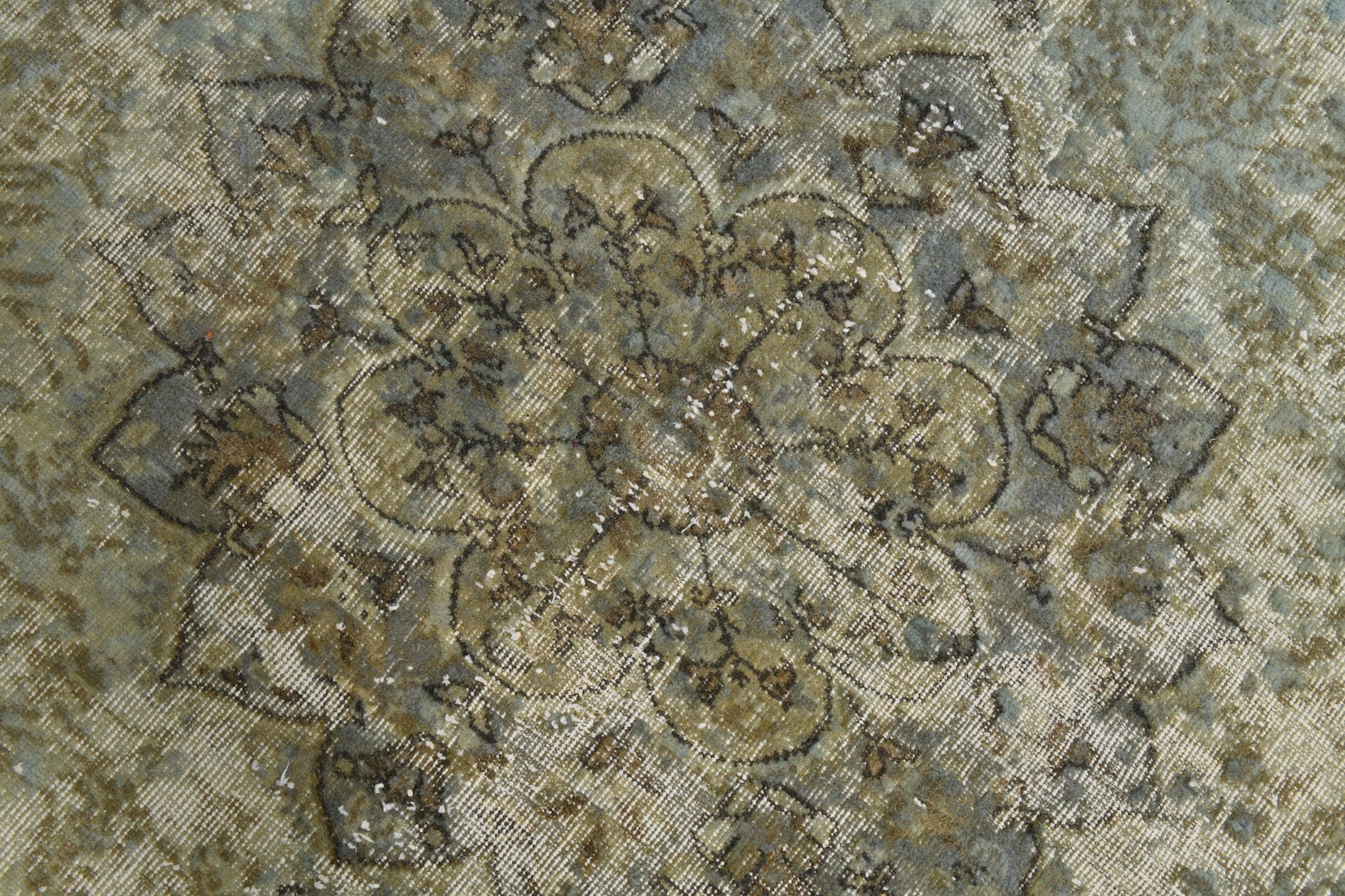 Turkish Vintage Rug 9’3’ x 5’7’