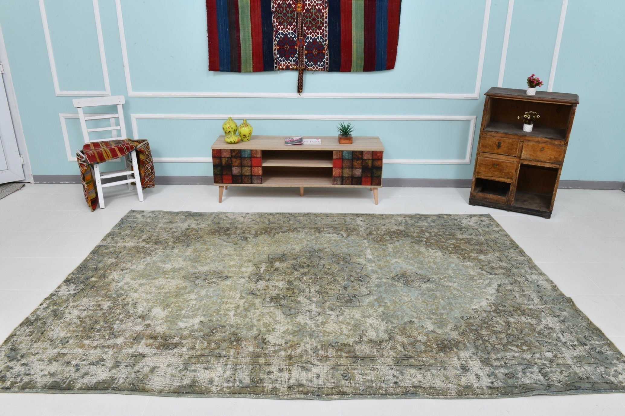 Turkish Vintage Rug 9’3’ x 5’7’
