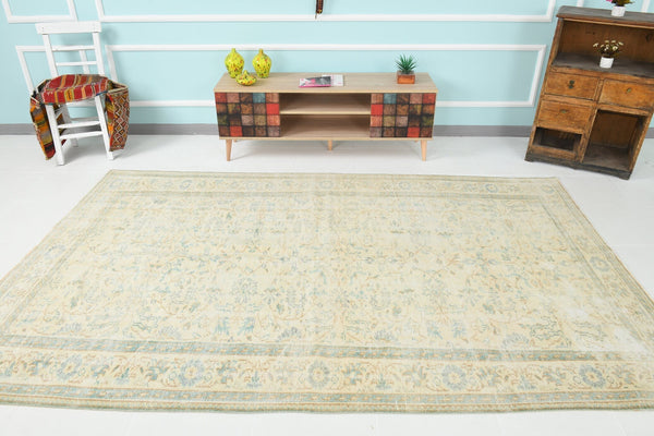Turkish Vintage Rug 9’5’ x 6’0’