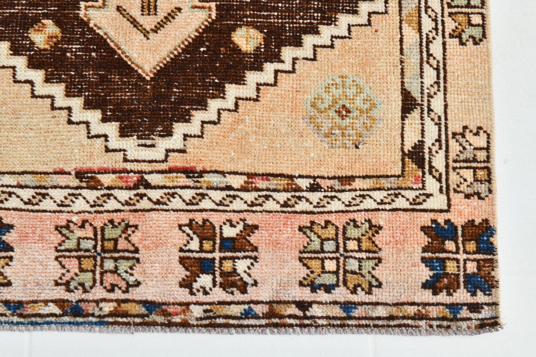 Turkish Vintage Rug 9’5’ x 6’1’