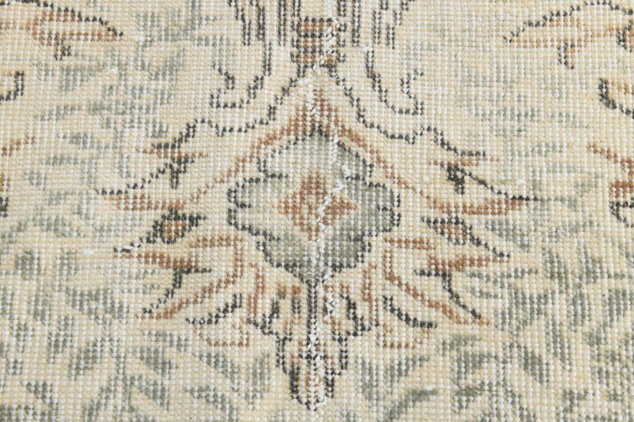 Turkish Vintage Rug 9’5’ x 6’5’