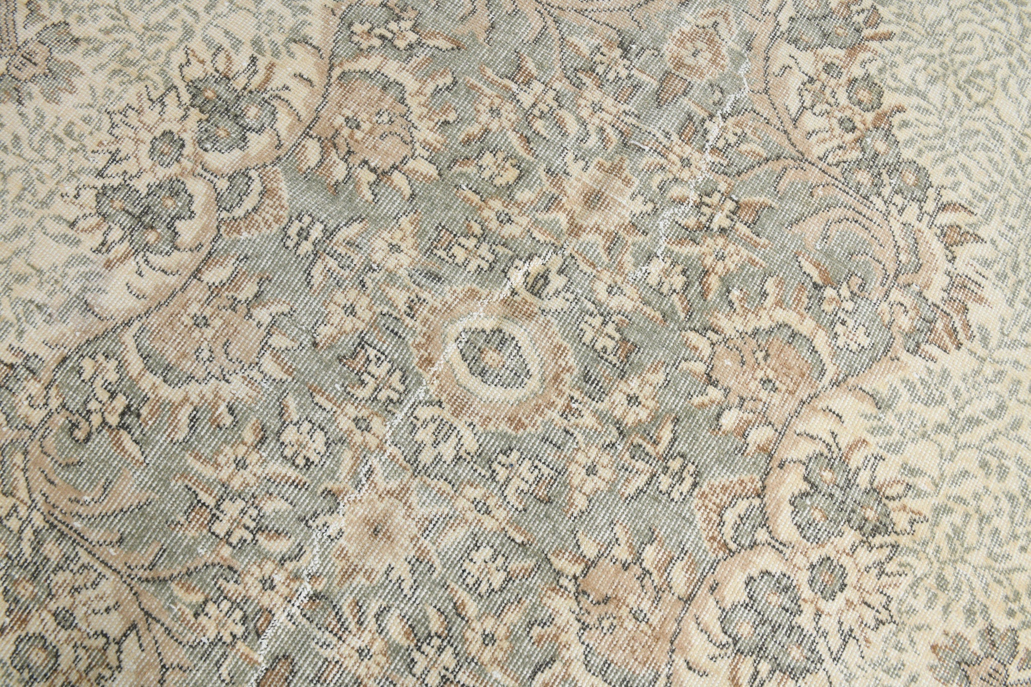Turkish Vintage Rug 9’5’ x 6’5’