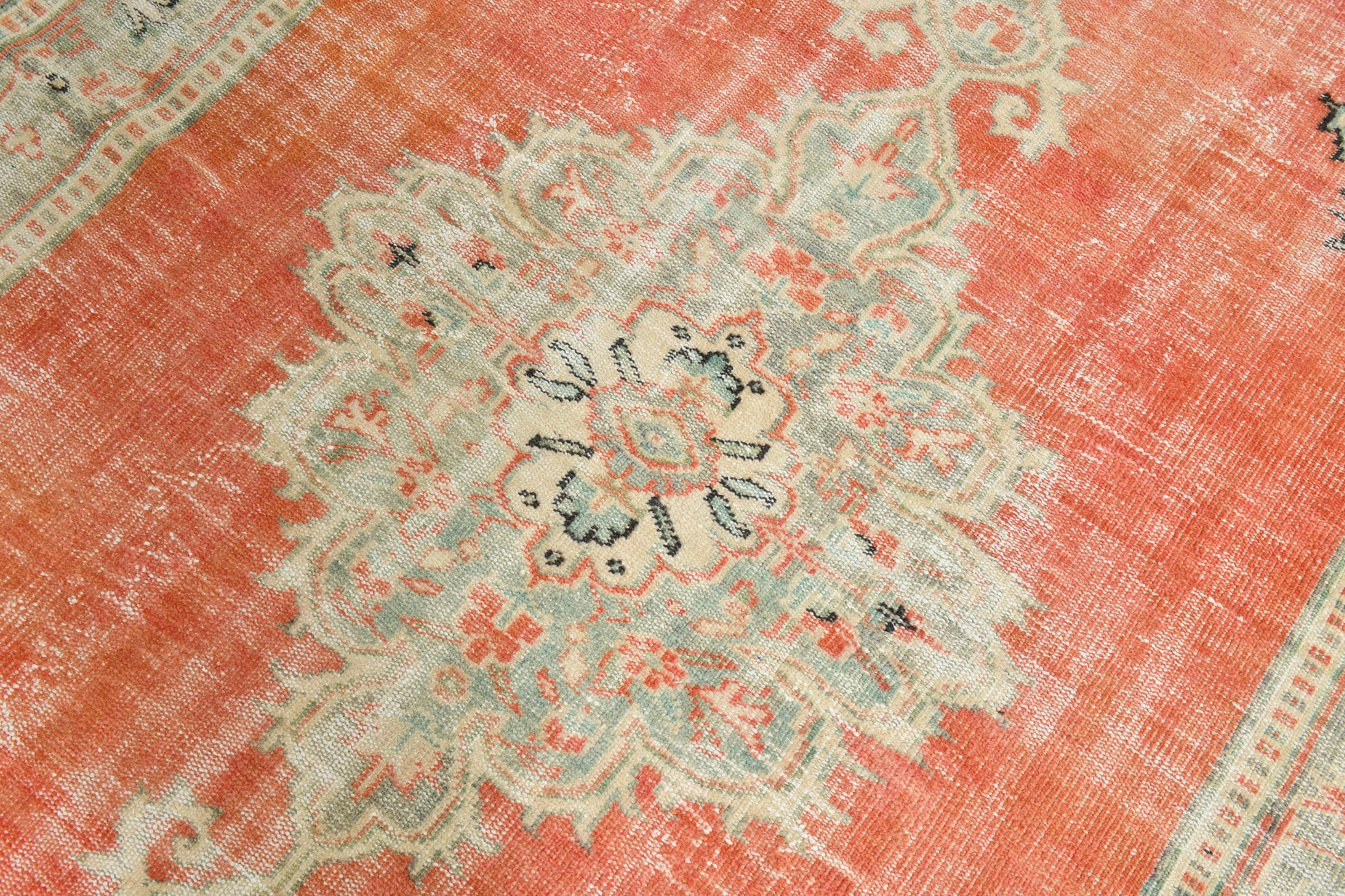 Turkish Vintage Rug 9’6’ x 6’2’