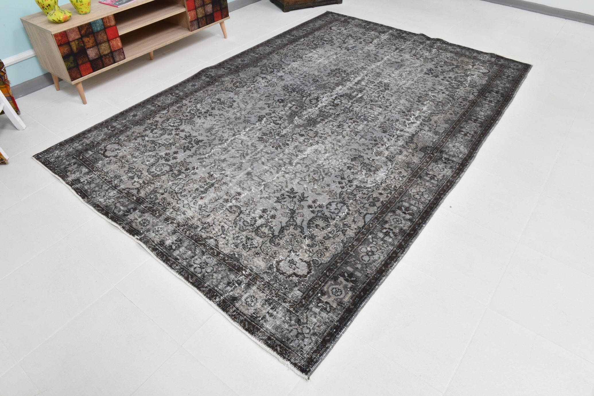 Turkish Vintage Rug 9’7’ x 6’5’