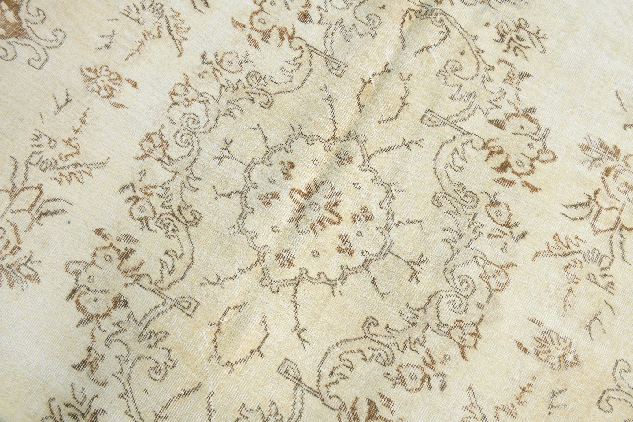 Turkish Vintage Rug 9’7’ x 6’5’