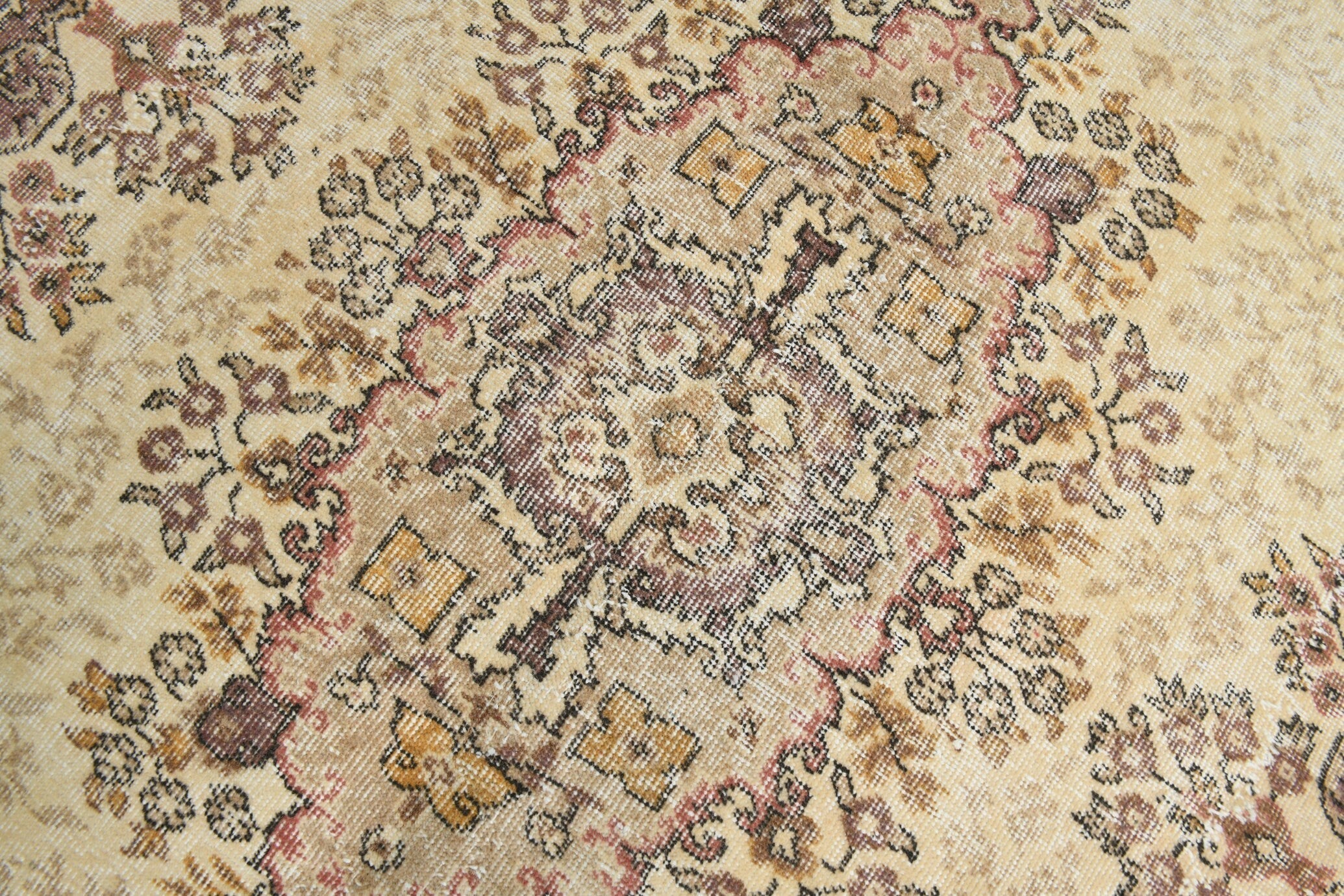 Turkish Vintage Rug 9’7’ x 6’6’
