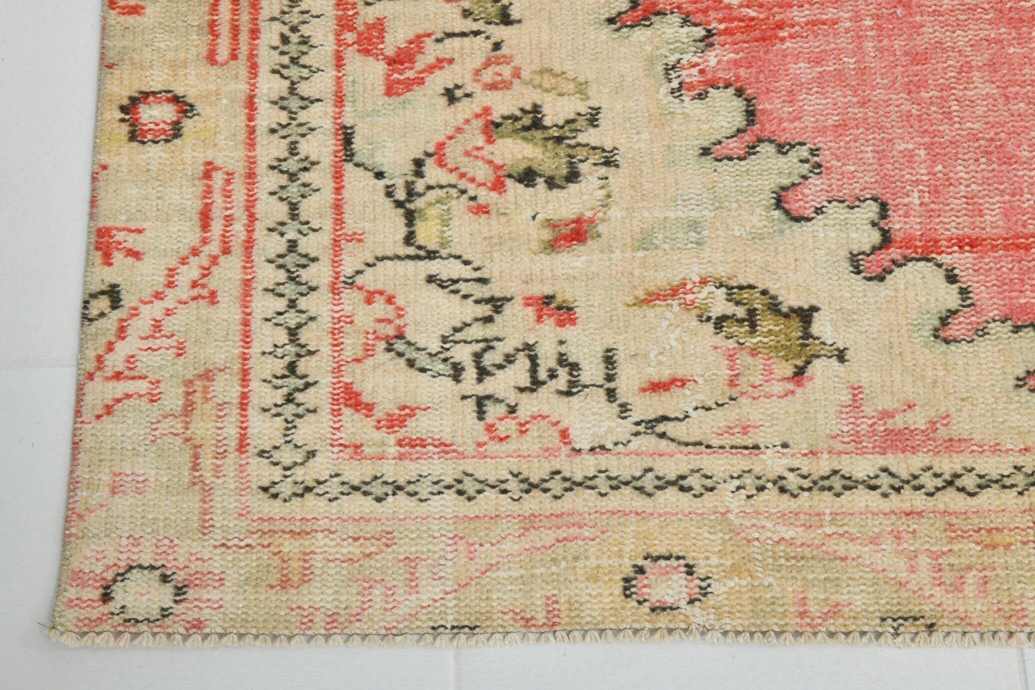 Turkish Vintage Rug 9’8’ x 5’7’