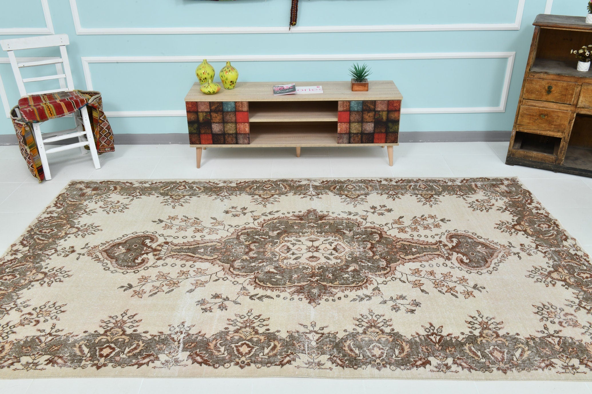 Turkish Vintage Rug 9’8’ x 5’9’