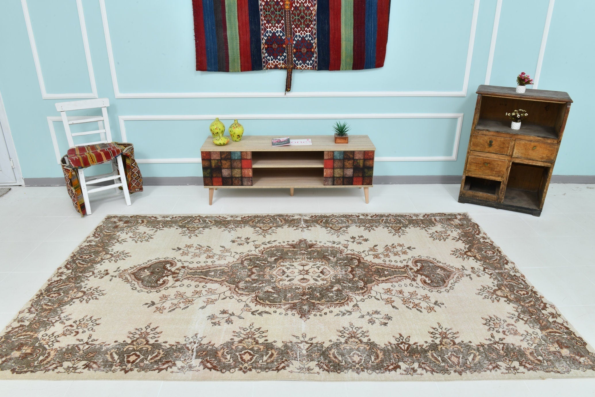 Turkish Vintage Rug 9’8’ x 5’9’