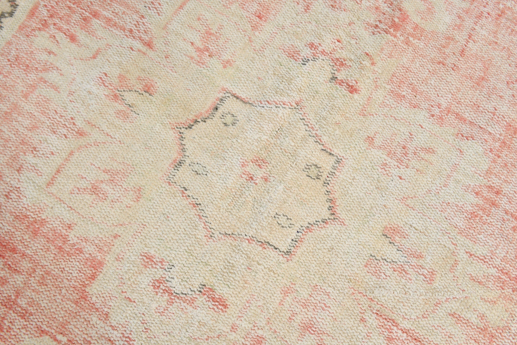 Turkish Vintage Rug 9’8’ x 6’0’