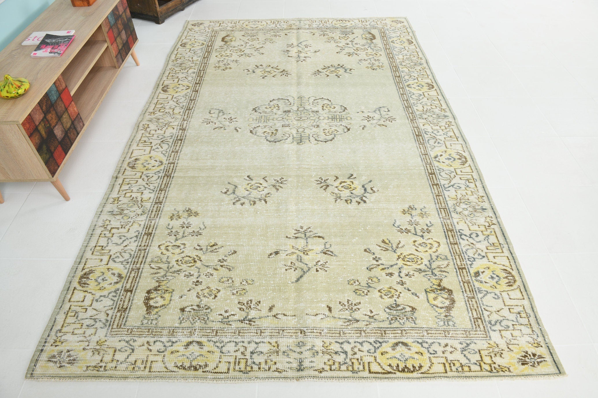 Turkish Vintage Rug 9’8’ x 6’2’