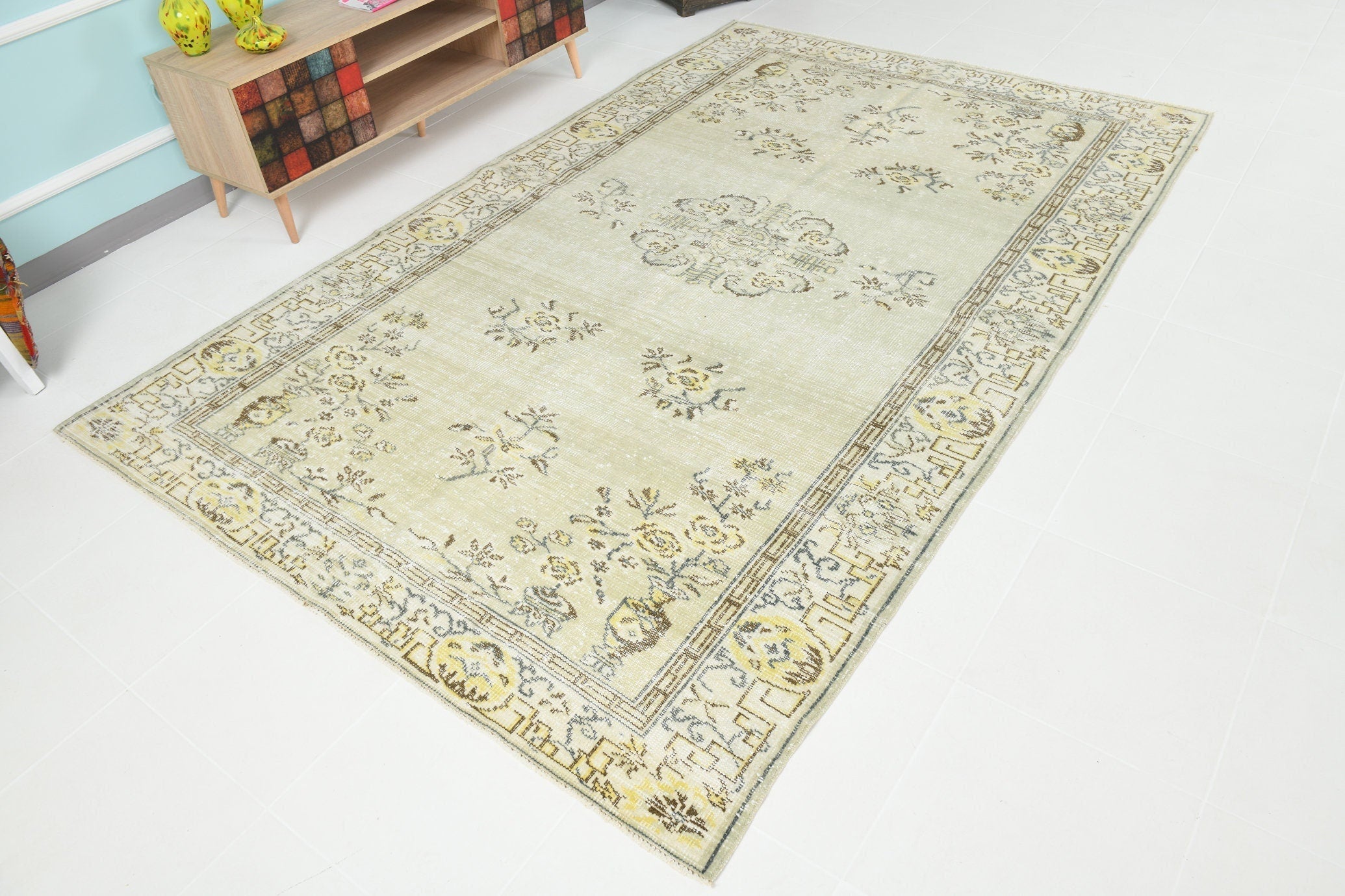 Turkish Vintage Rug 9’8’ x 6’2’
