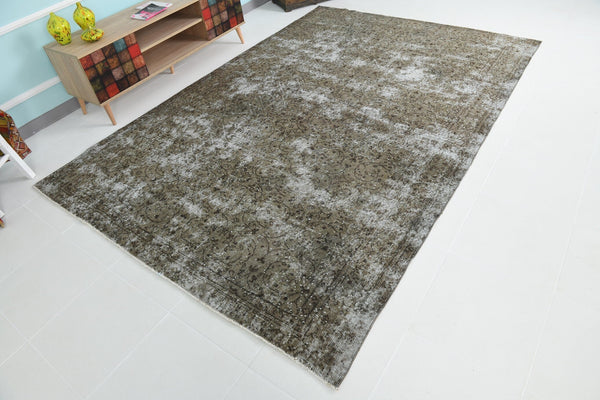 Turkish Vintage Rug 9’8’ x 6’7’