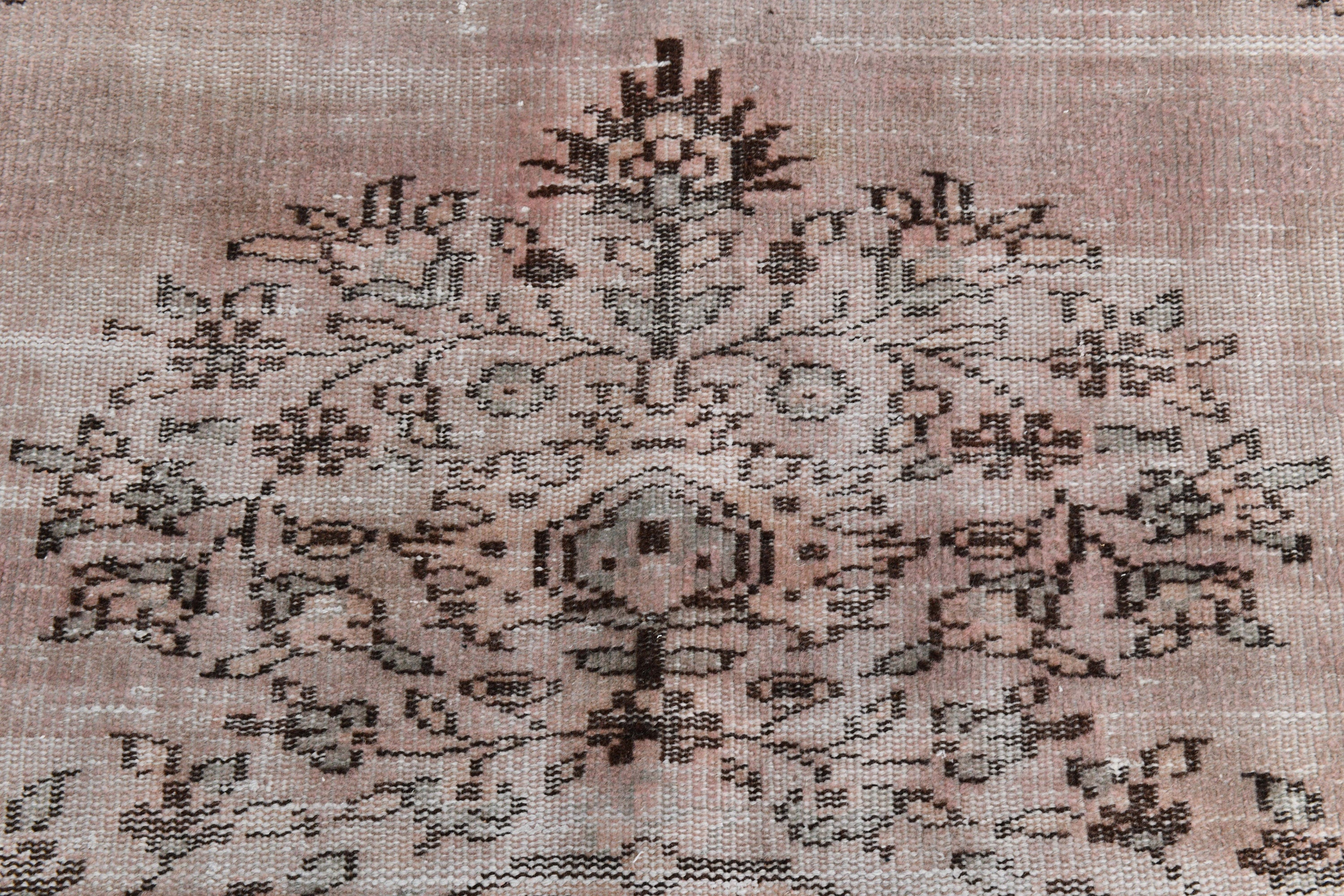 Turkish Vintage Rug 9’9’ x 6’0’