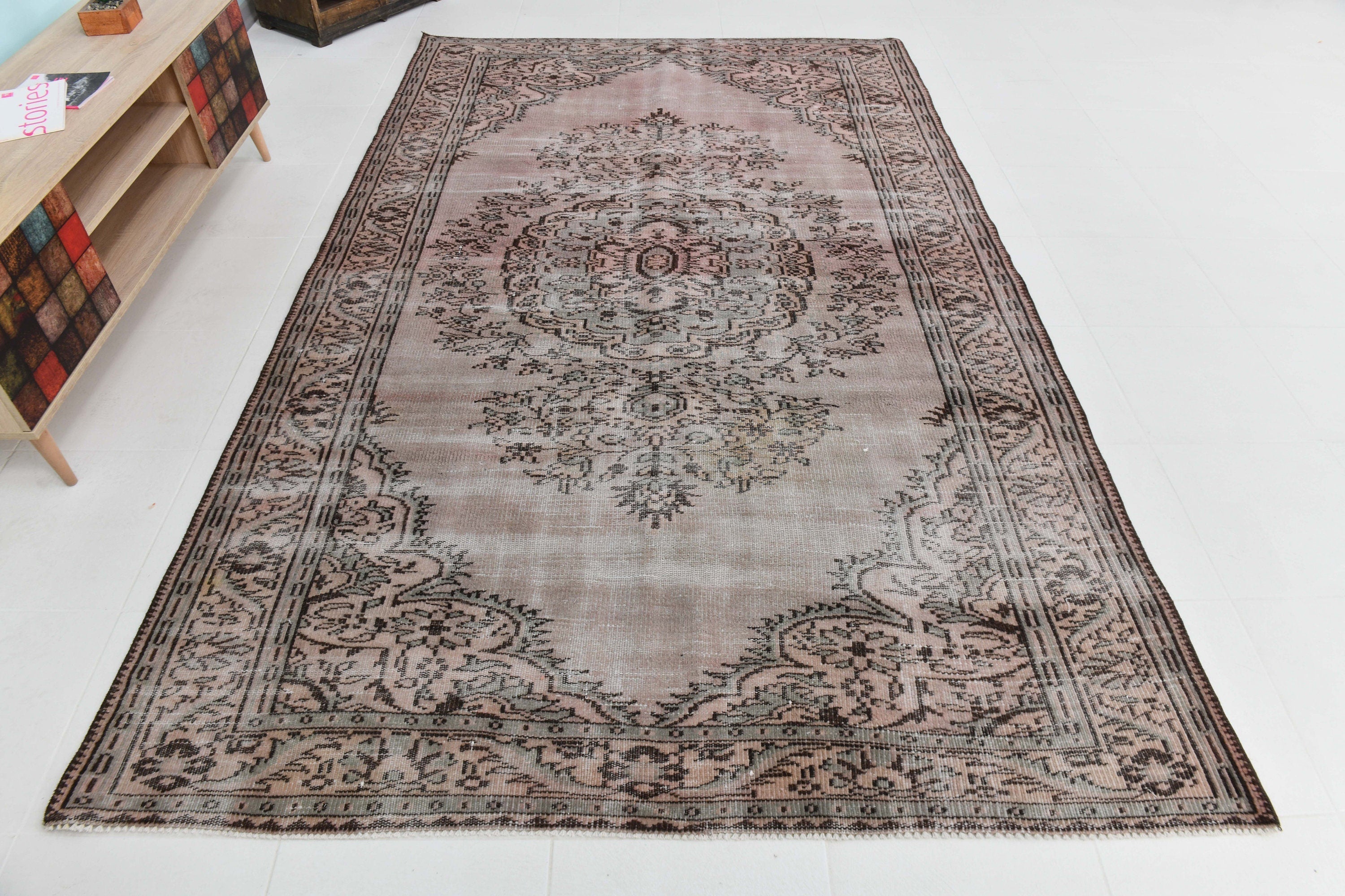 Turkish Vintage Rug 9’9’ x 6’0’