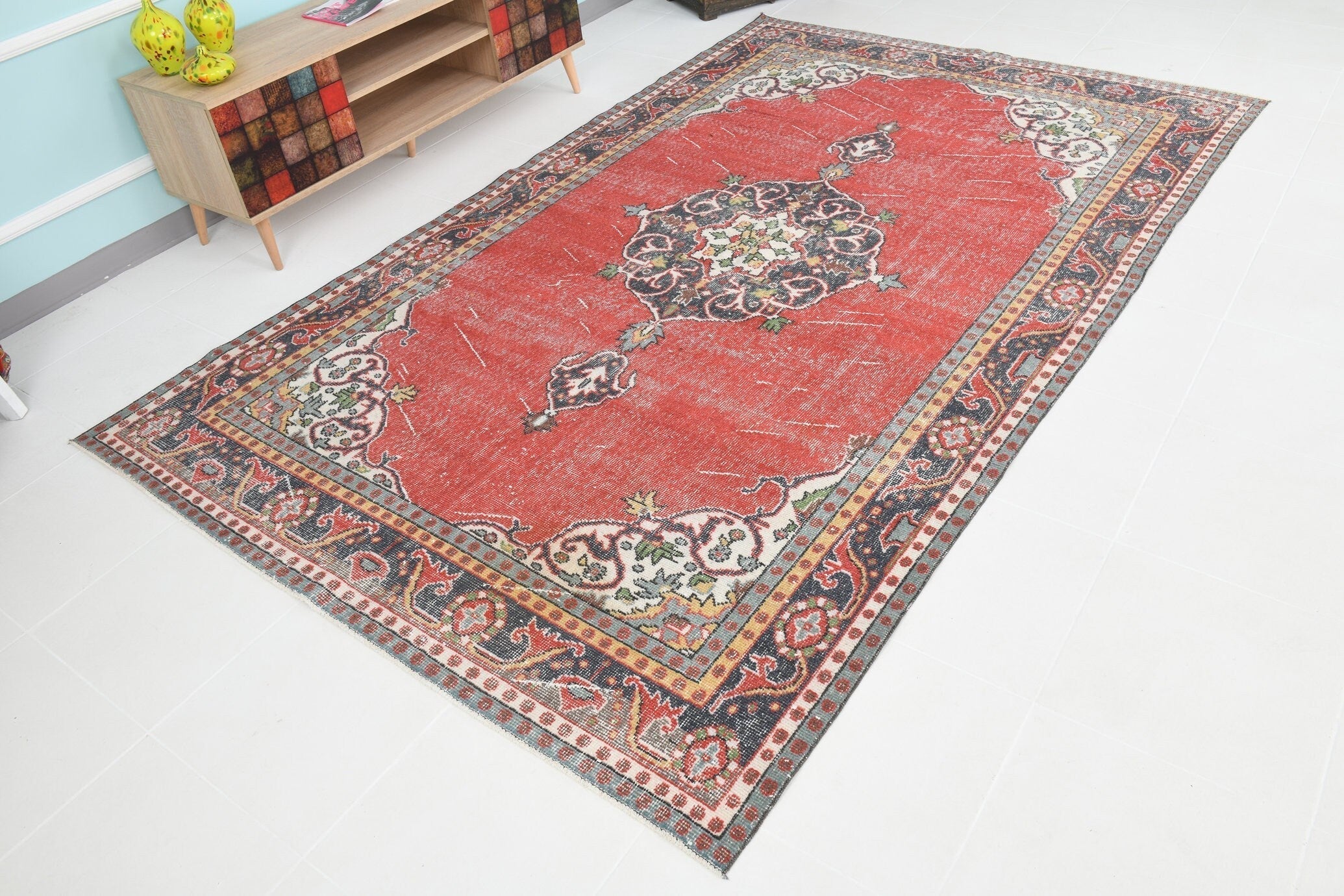 Turkish Vintage Rug 9’9’ x 6’1’