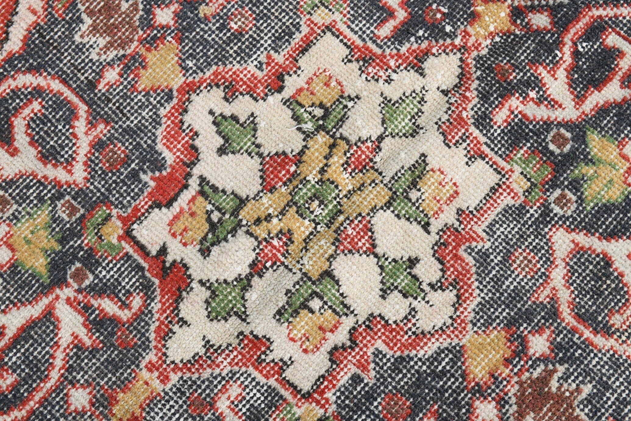 Turkish Vintage Rug 9’9’ x 6’1’