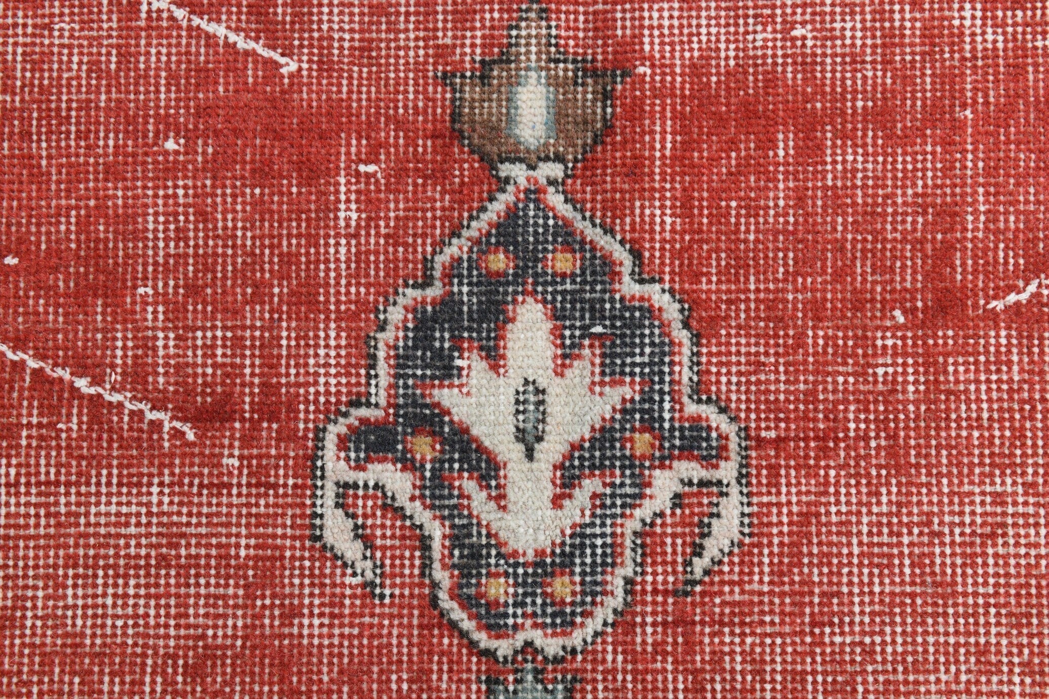 Turkish Vintage Rug 9’9’ x 6’1’