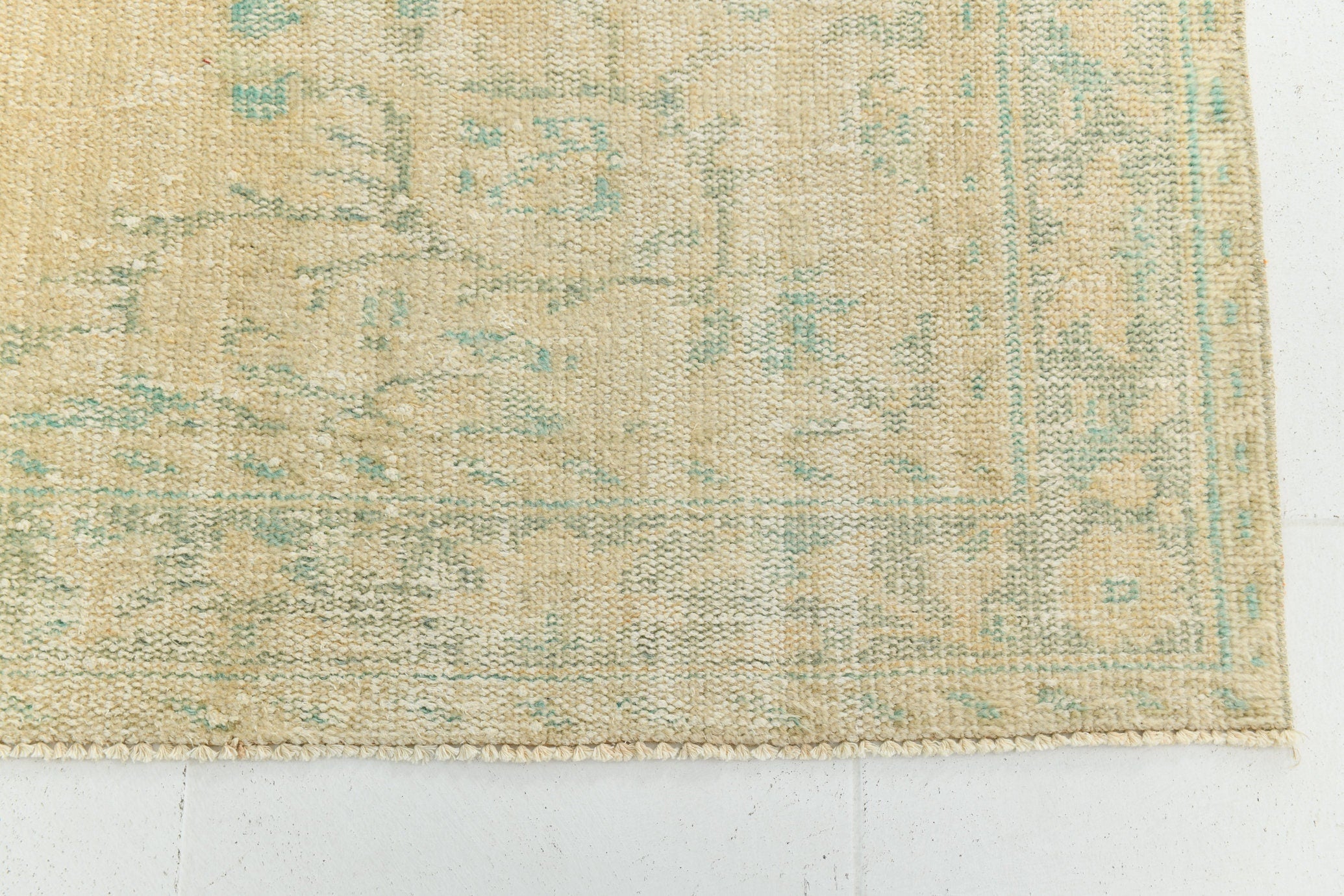 Turkish Vintage Rug 9’9’ x 6’2’