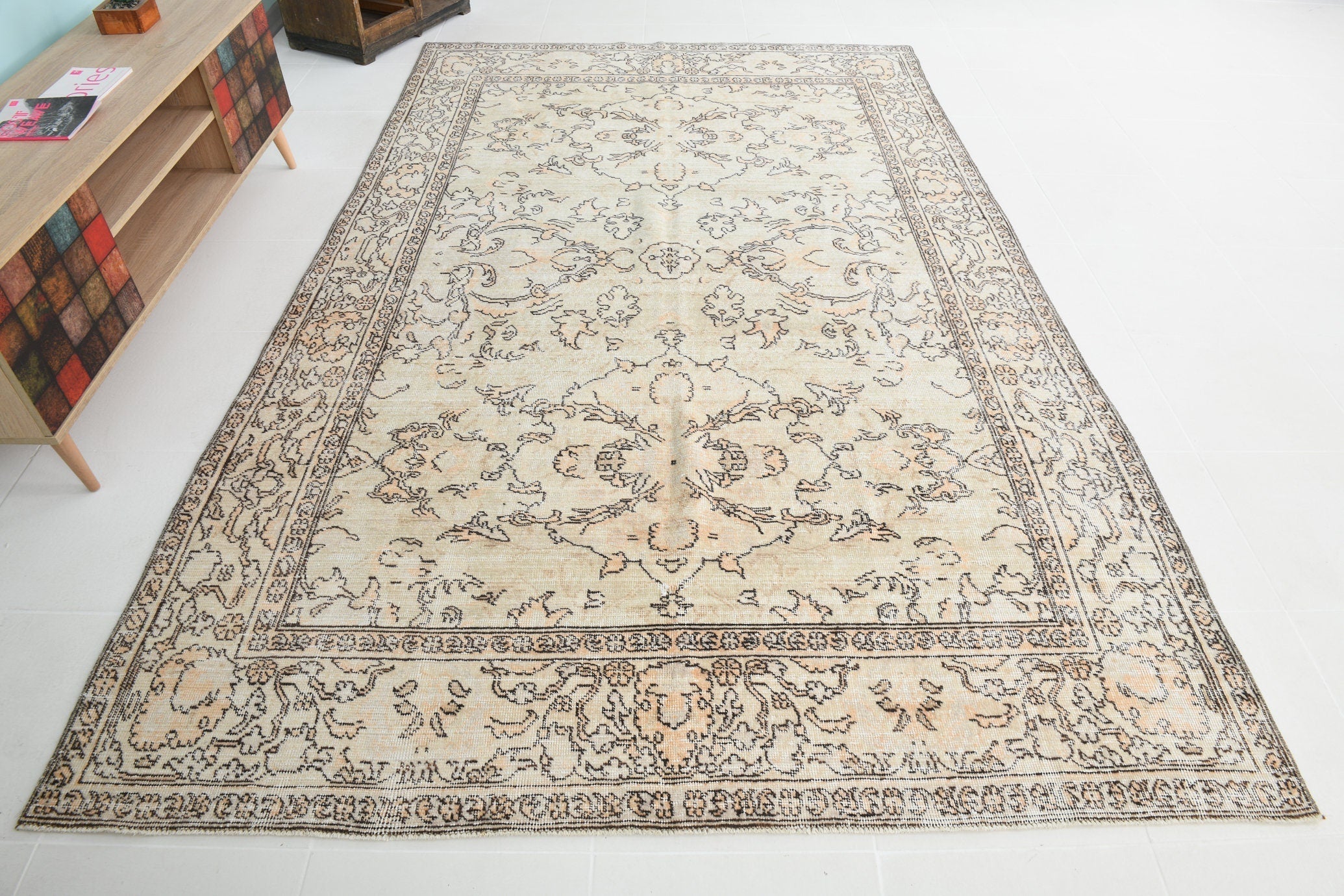 Turkish Vintage Rug 9’9’ x 6’2’