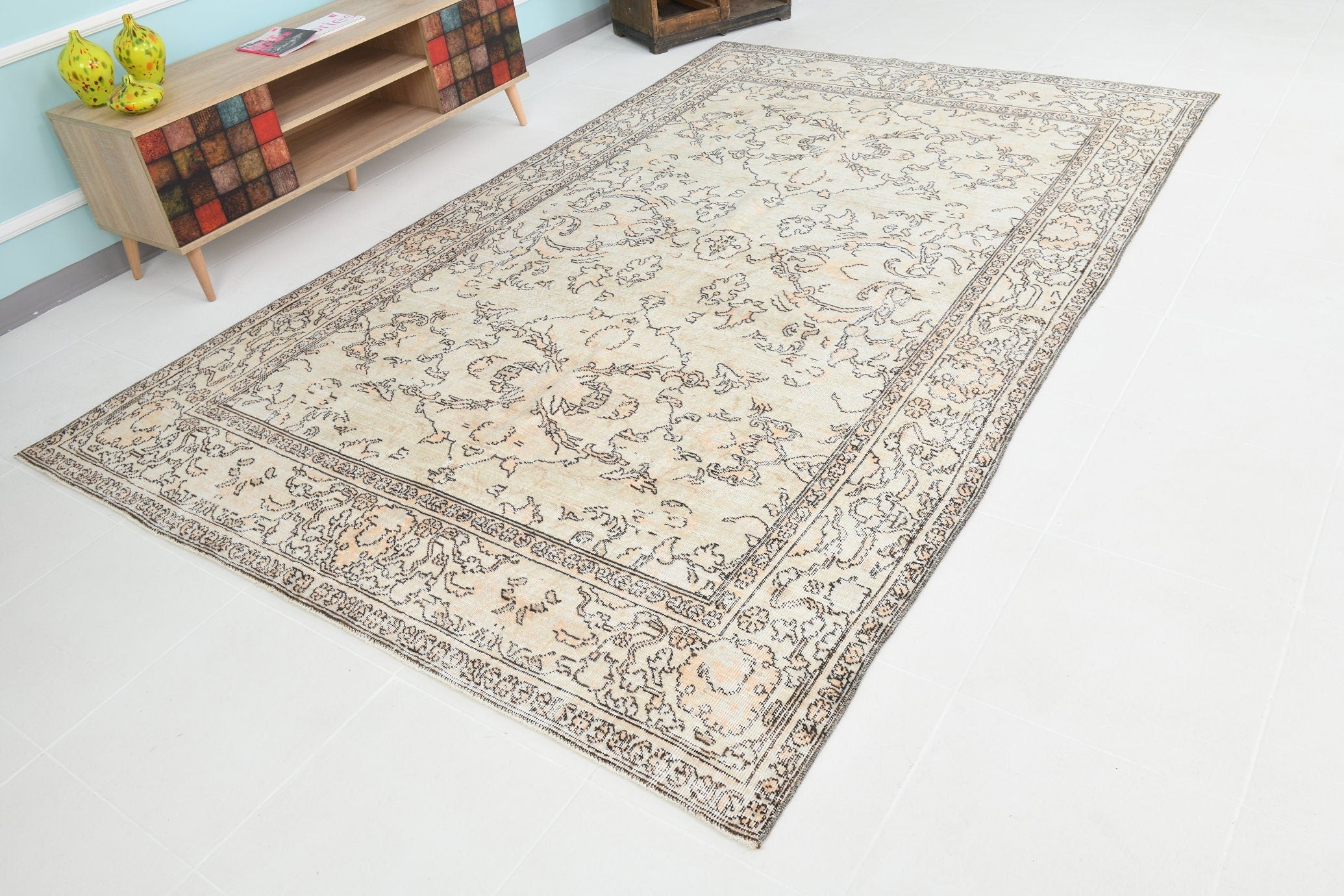 Turkish Vintage Rug 9’9’ x 6’2’