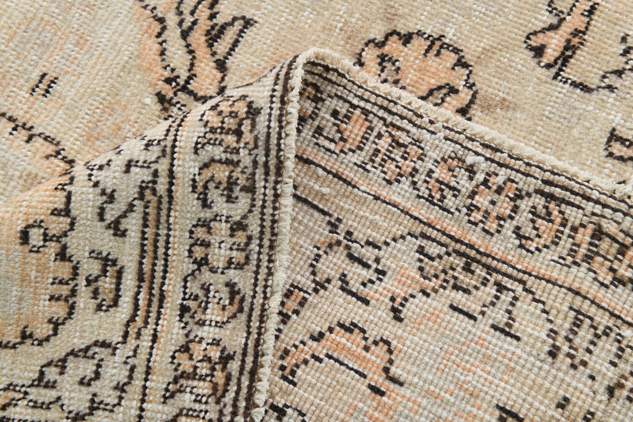 Turkish Vintage Rug 9’9’ x 6’2’