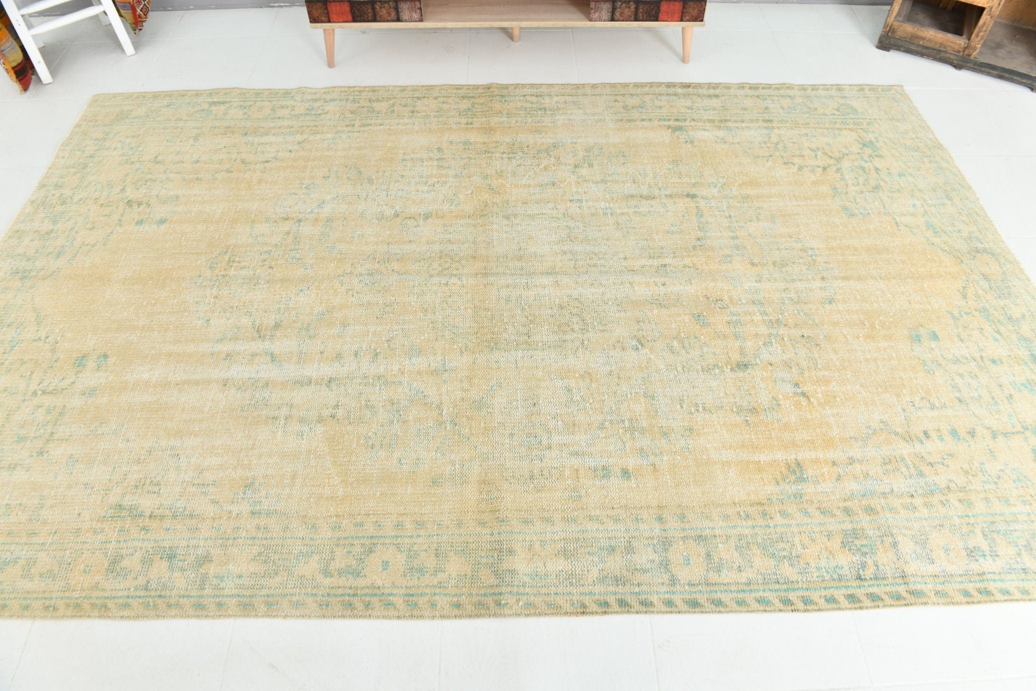 Turkish Vintage Rug 9’9’ x 6’2’
