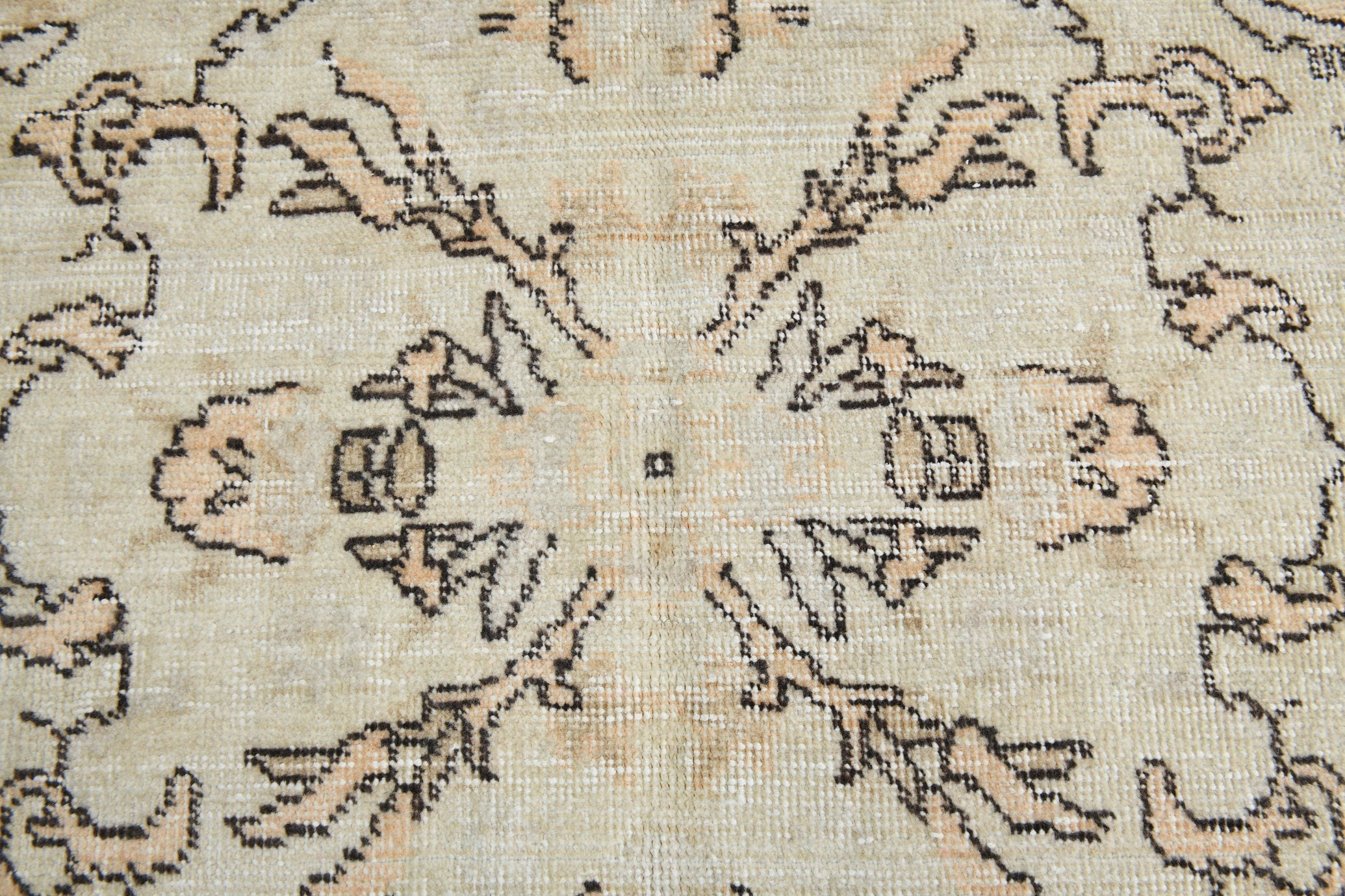 Turkish Vintage Rug 9’9’ x 6’2’
