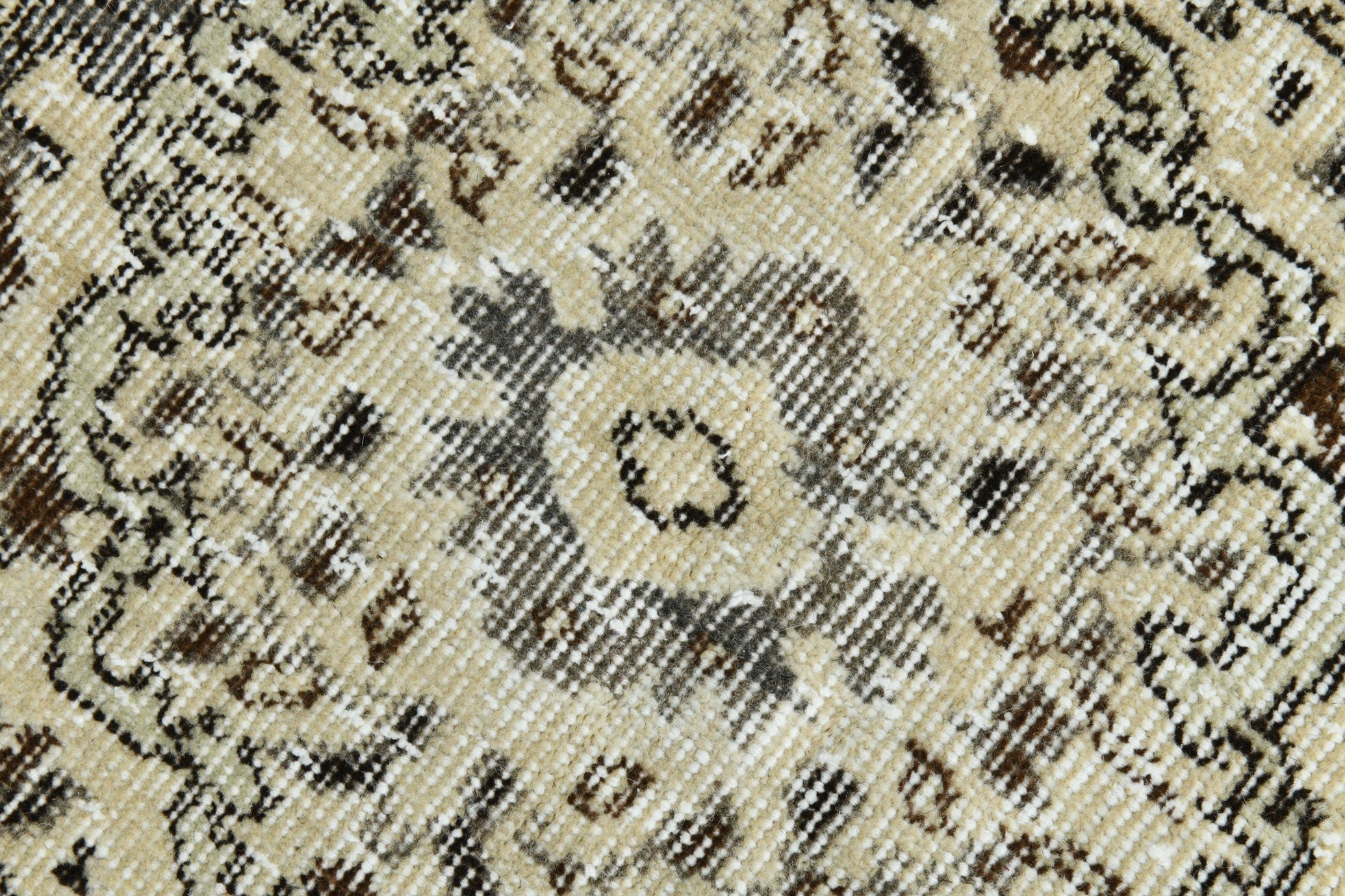 Turkish Vintage Rug 9’9’ x 6’6’