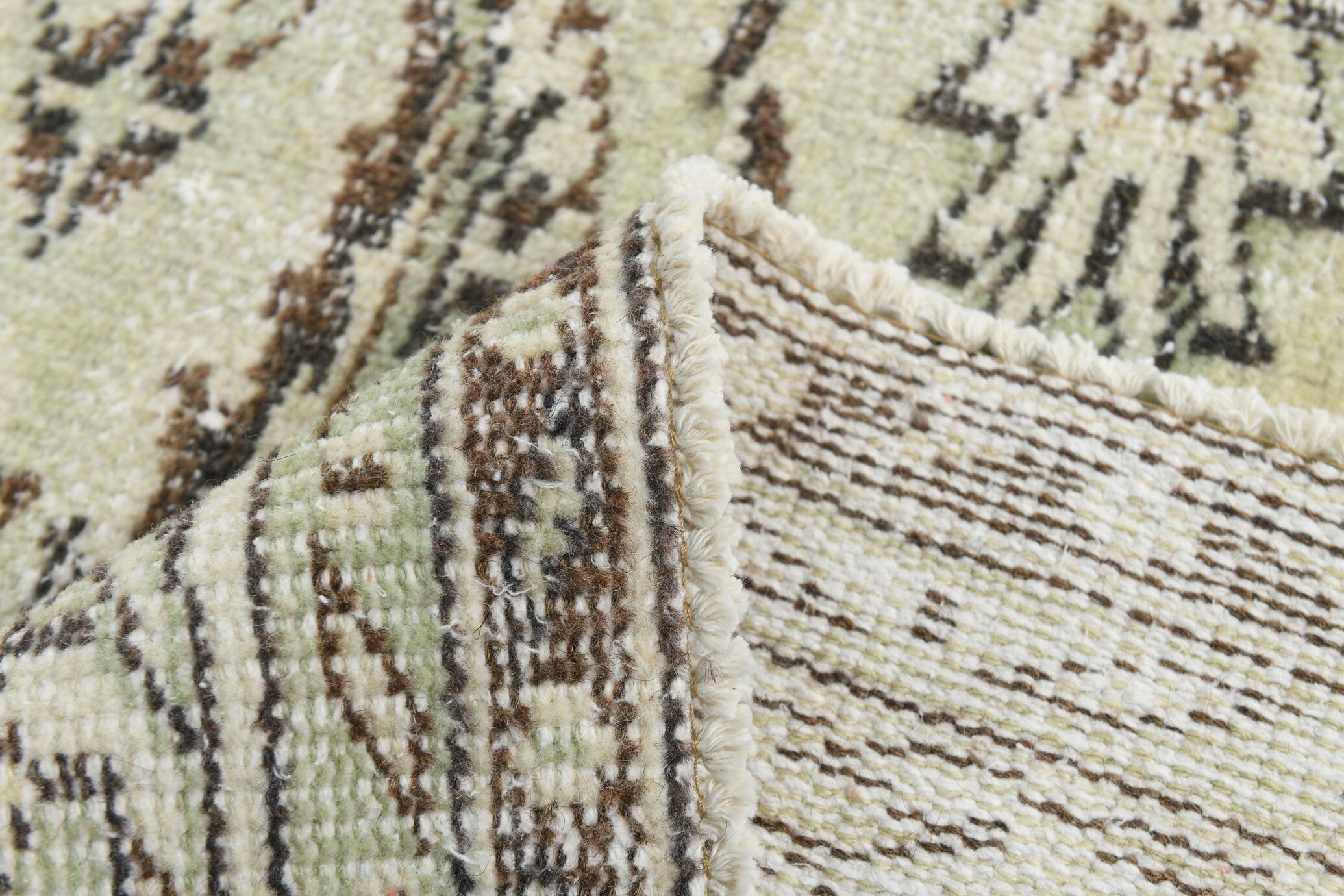 Turkish Vintage Rug 9’9’ x 6’7’