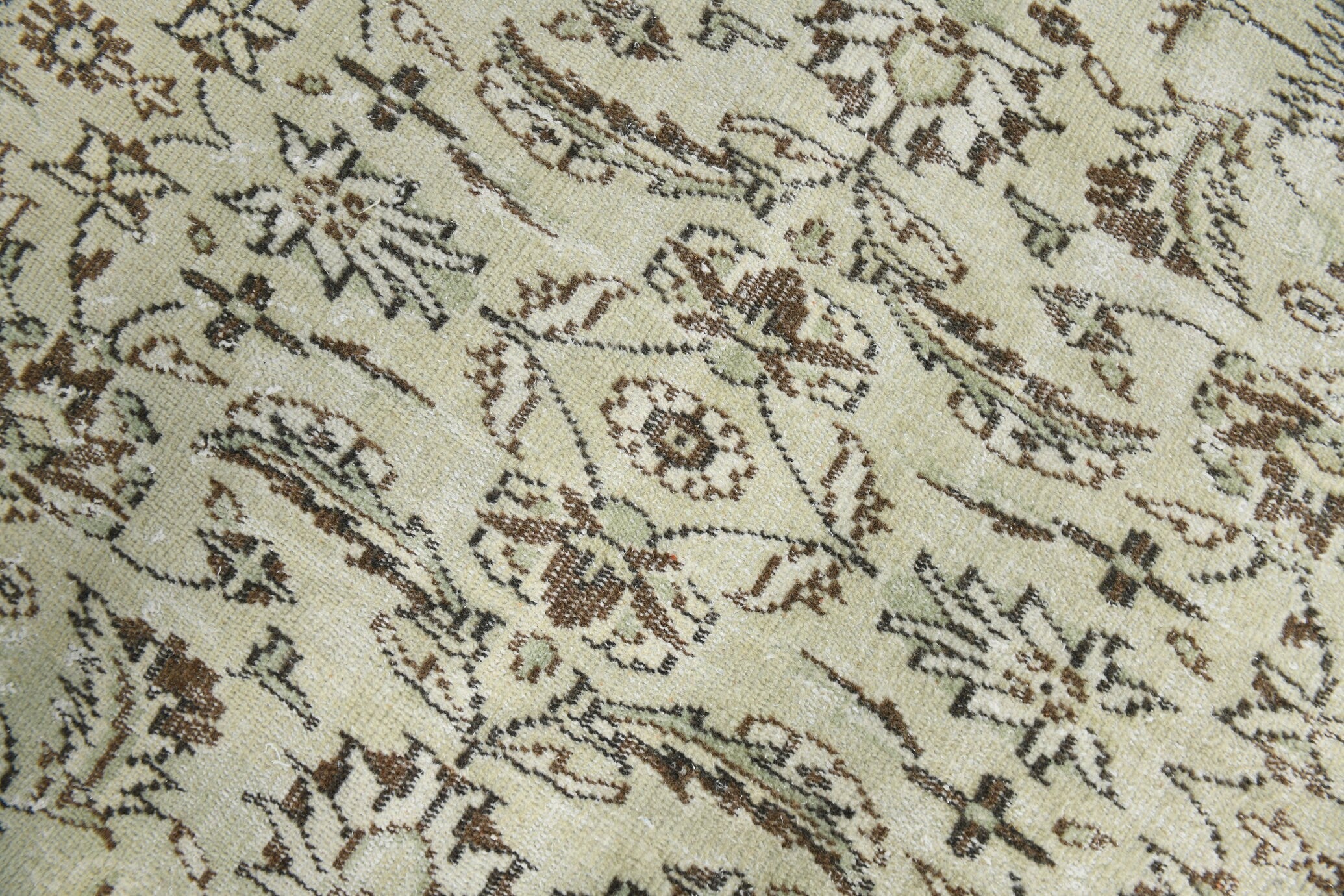 Turkish Vintage Rug 9’9’ x 6’7’