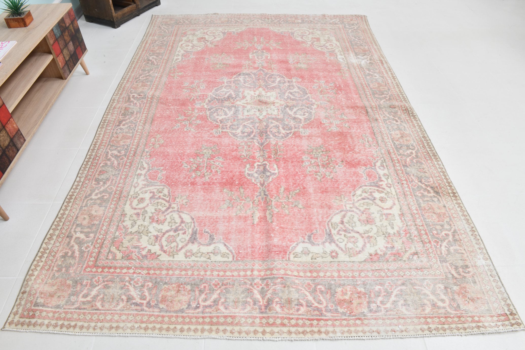 Turkish Vintage Rug 9’9’ x 6’8’