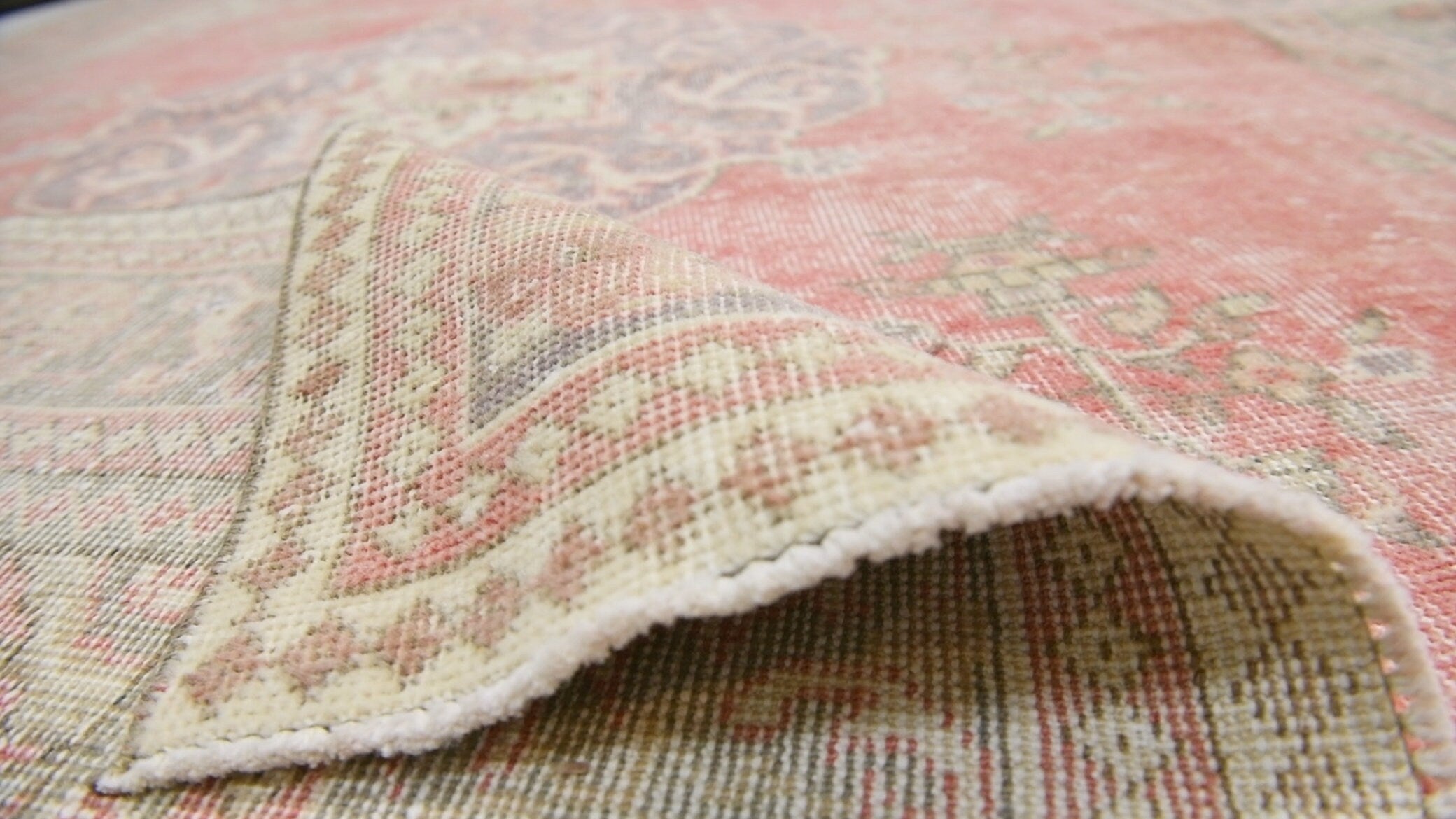 Turkish Vintage Rug 9’9’ x 6’8’