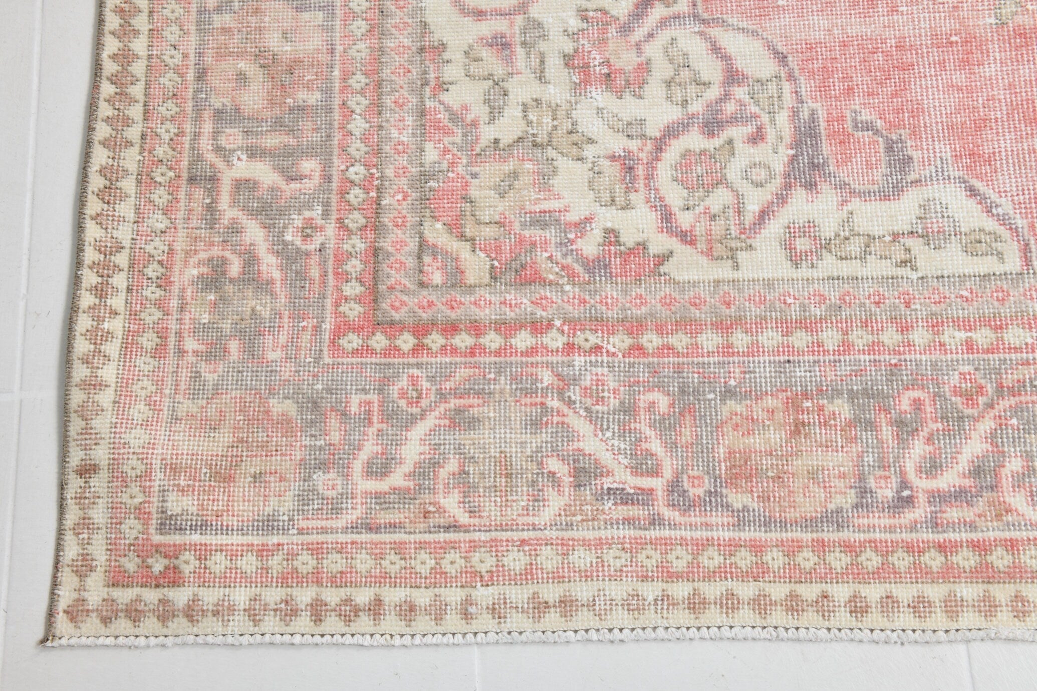Turkish Vintage Rug 9’9’ x 6’8’