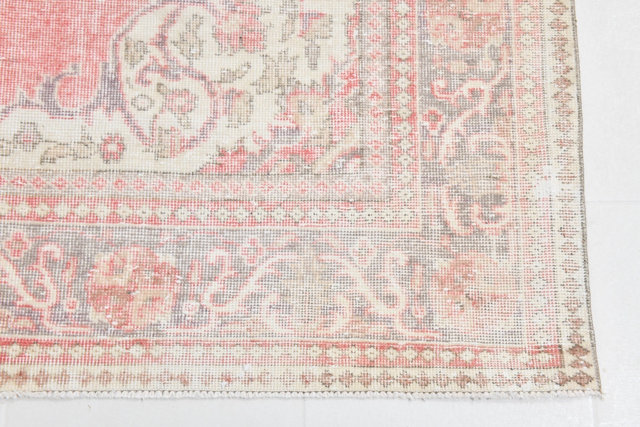 Turkish Vintage Rug 9’9’ x 6’8’