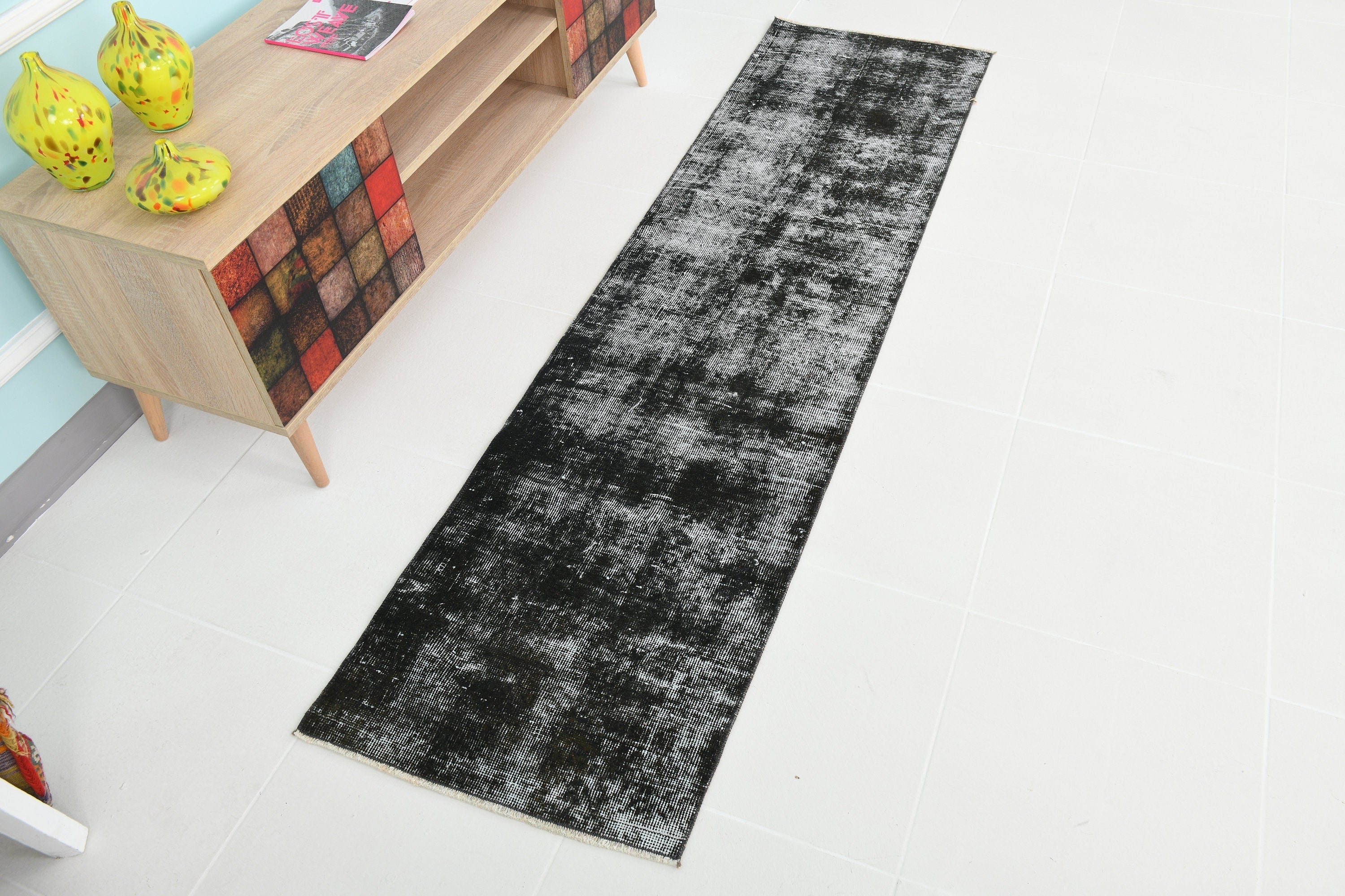 Turkish Vintage Runner Rug 1’10’ x 6’11’