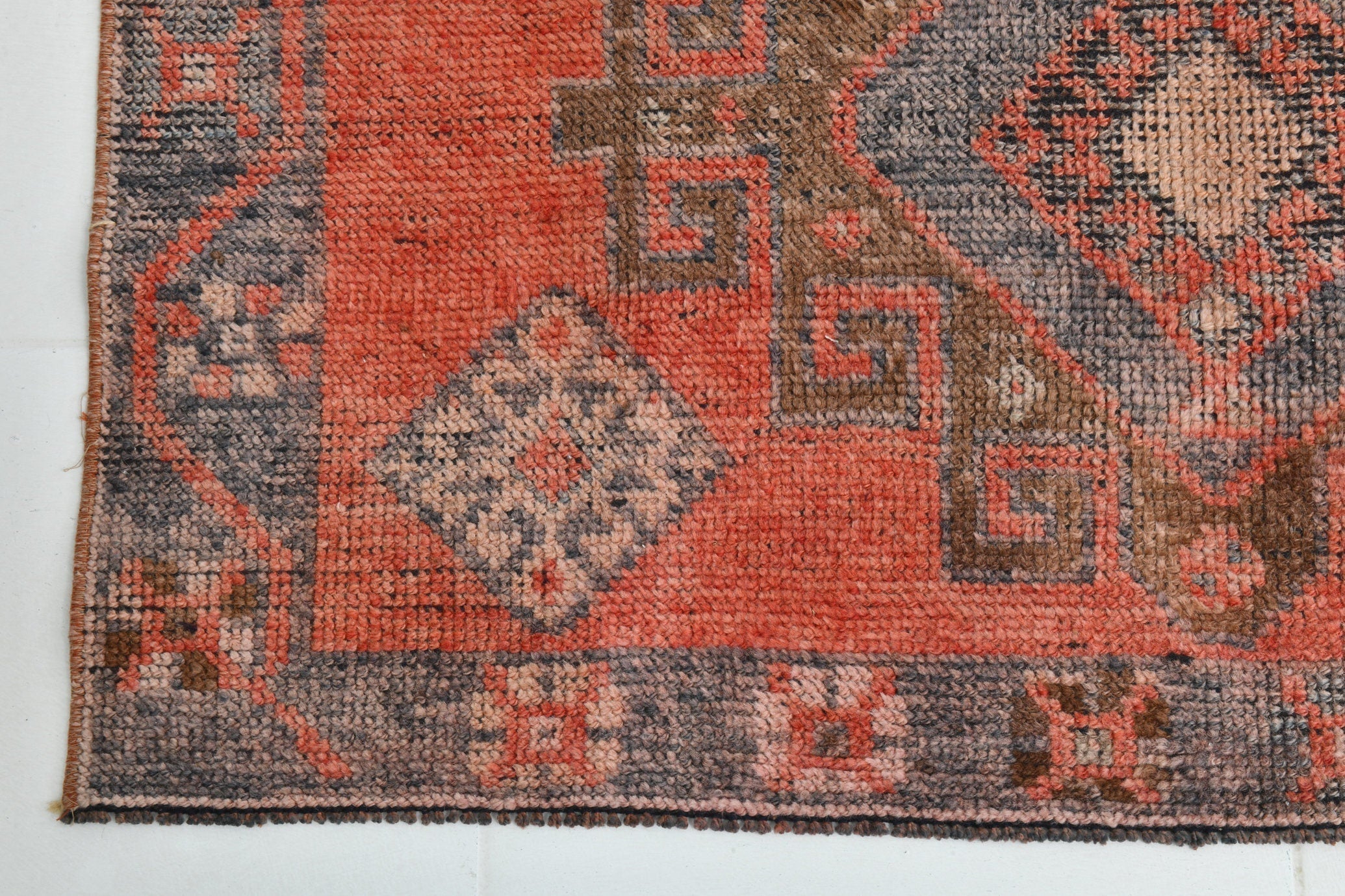 Turkish Vintage Runner Rug 11’8’ x 3’12’